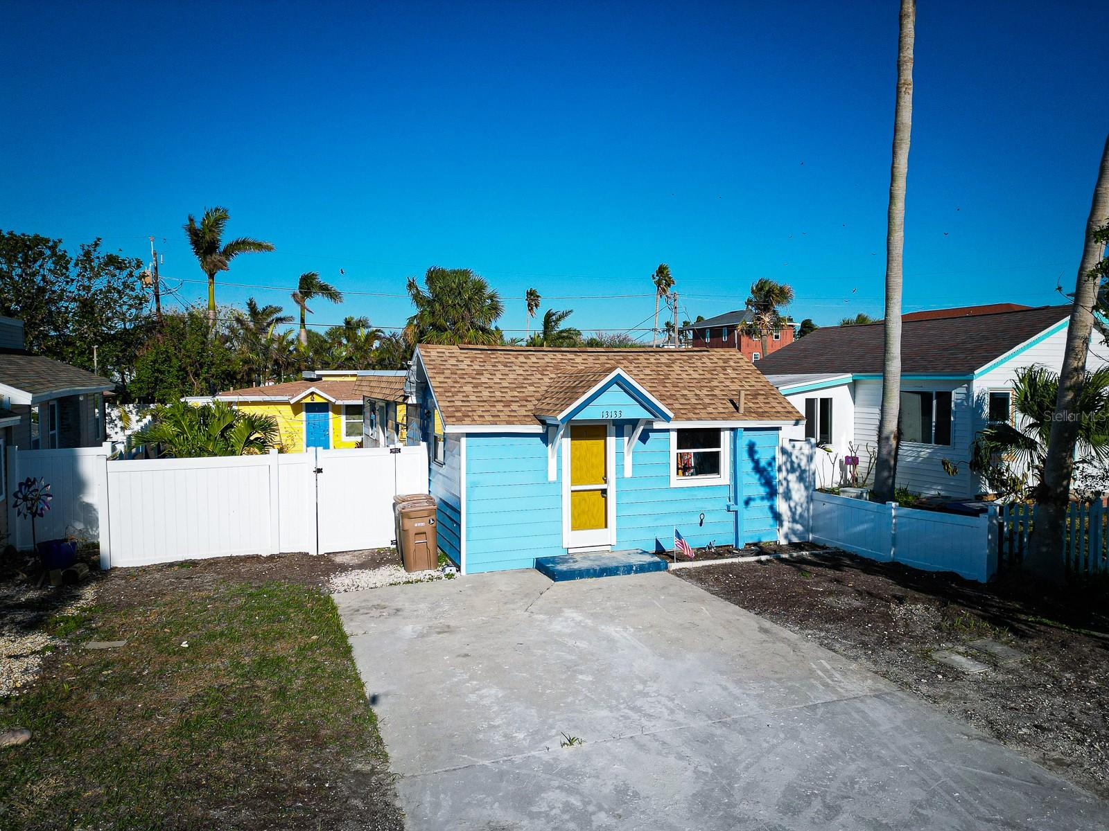 Image 4 of 15 For 13133 3rd Street E