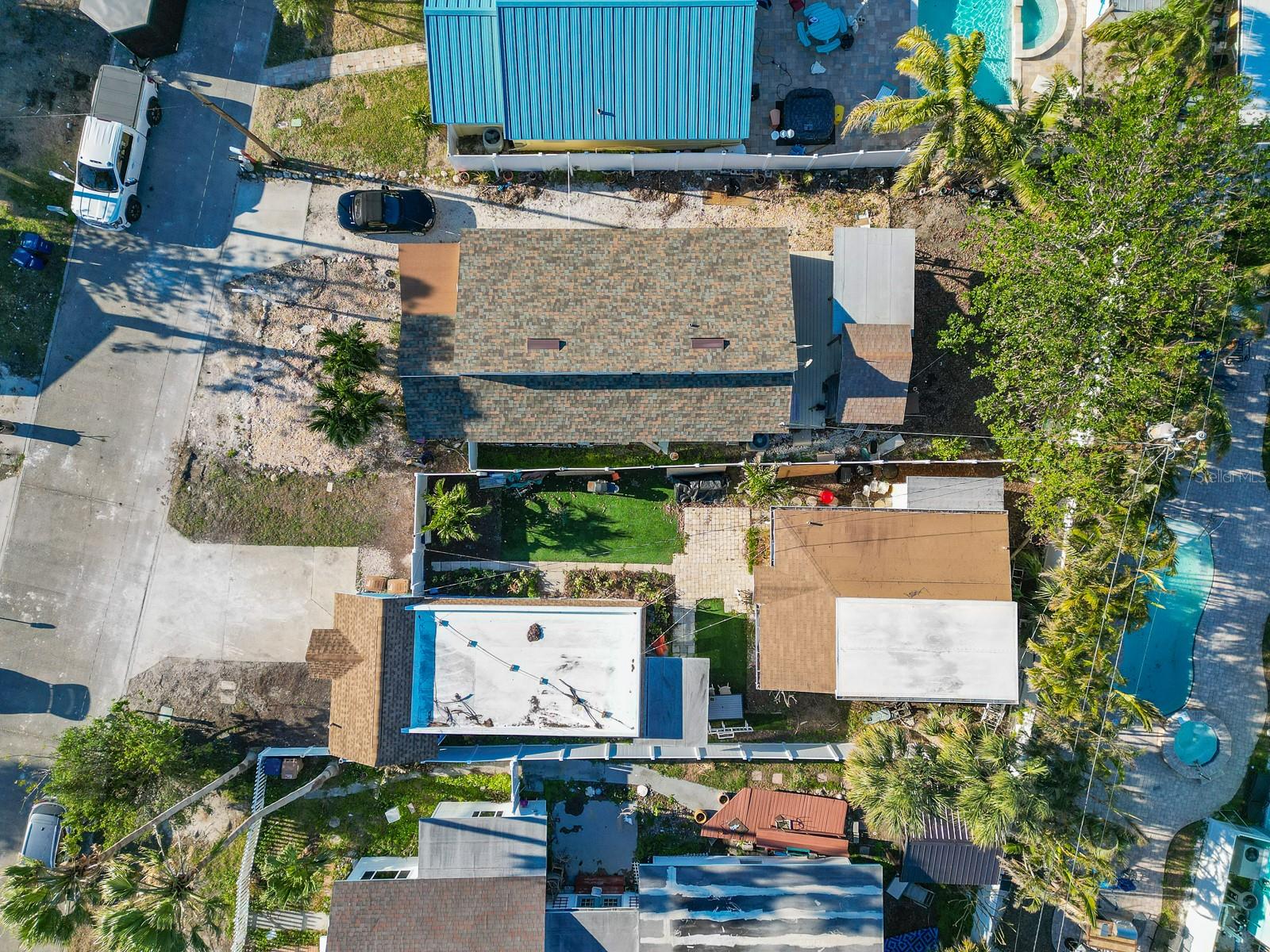 Image 5 of 15 For 13133 3rd Street E