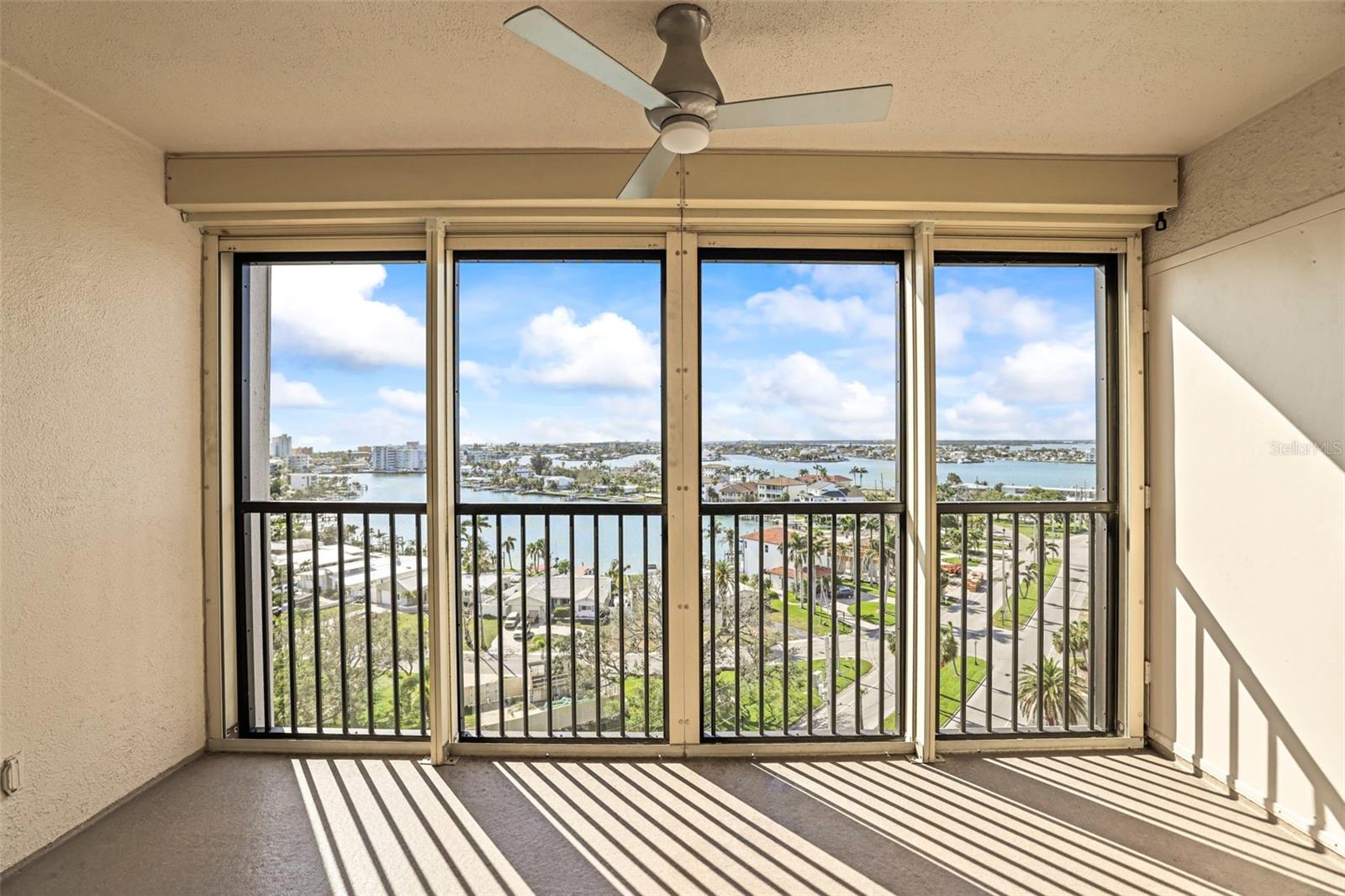 Image 36 of 64 For 10355 Paradise Boulevard 1003