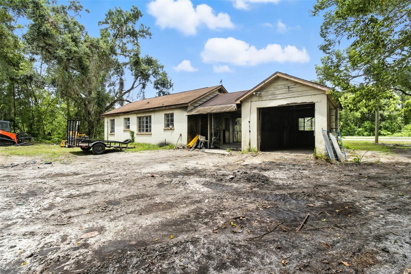 Listing photo id 6 for 1822 Jefferson Street