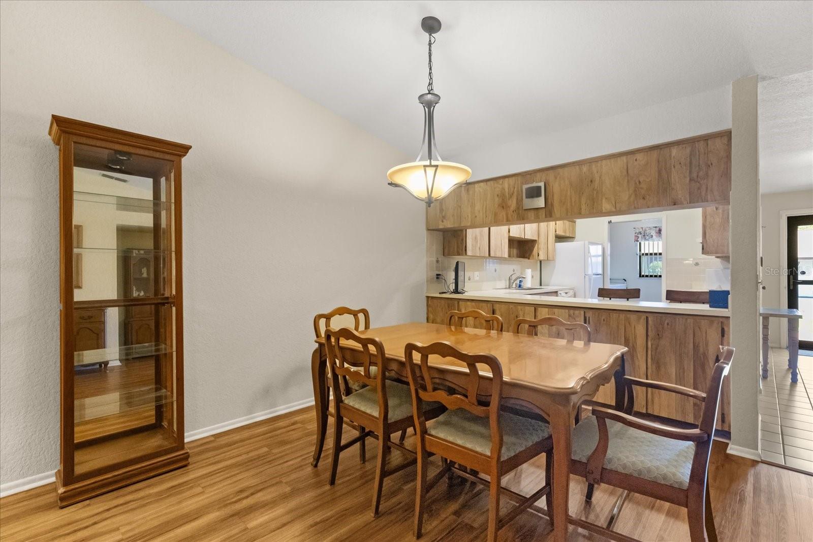 Image 5 of 23 For 7821 Radcliffe Circle