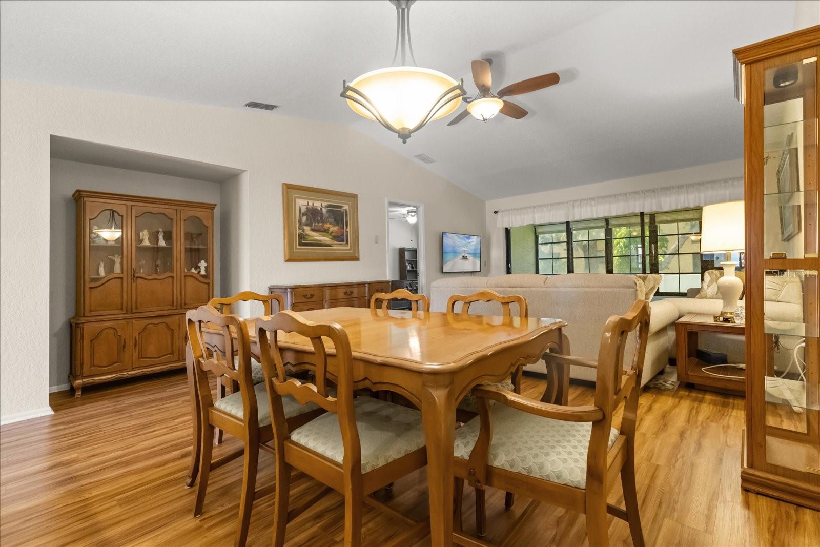 Image 6 of 23 For 7821 Radcliffe Circle