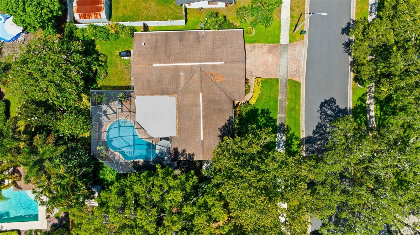 Image 39 of 40 For 1374 Wexford Drive S