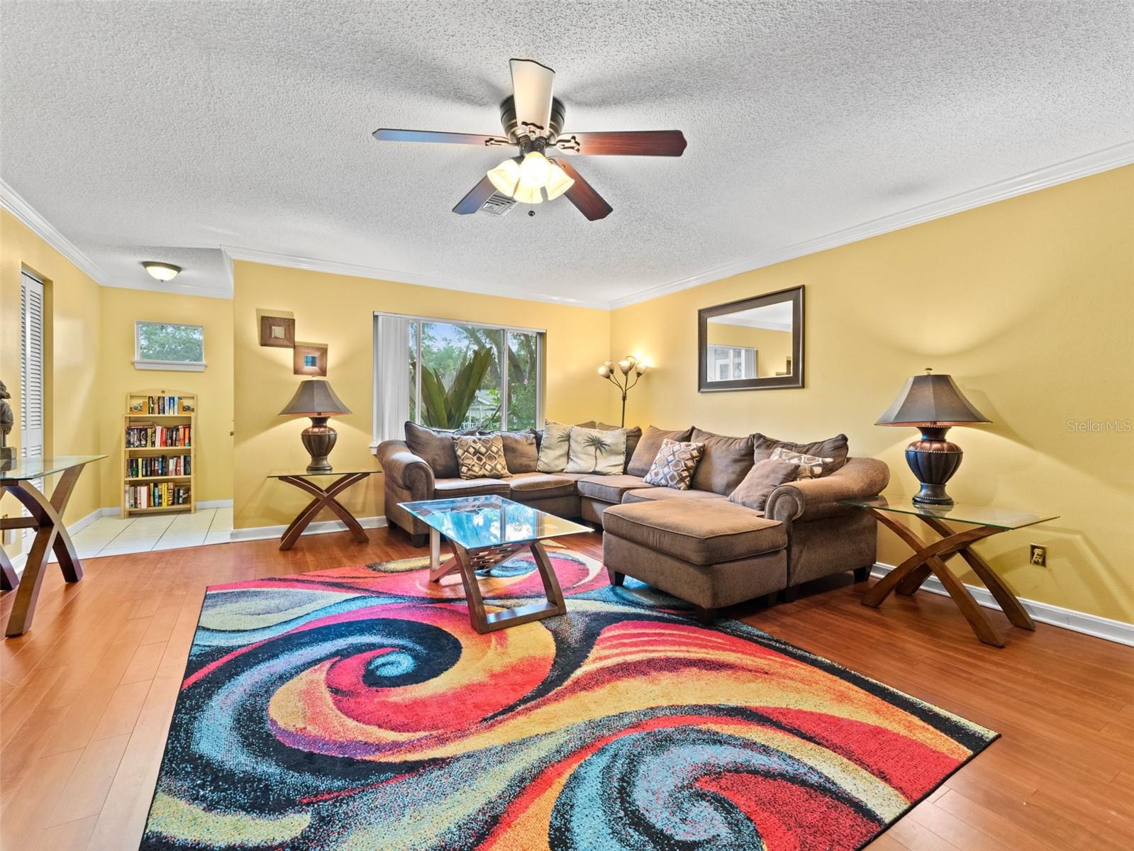 Image 9 of 40 For 1374 Wexford Drive S