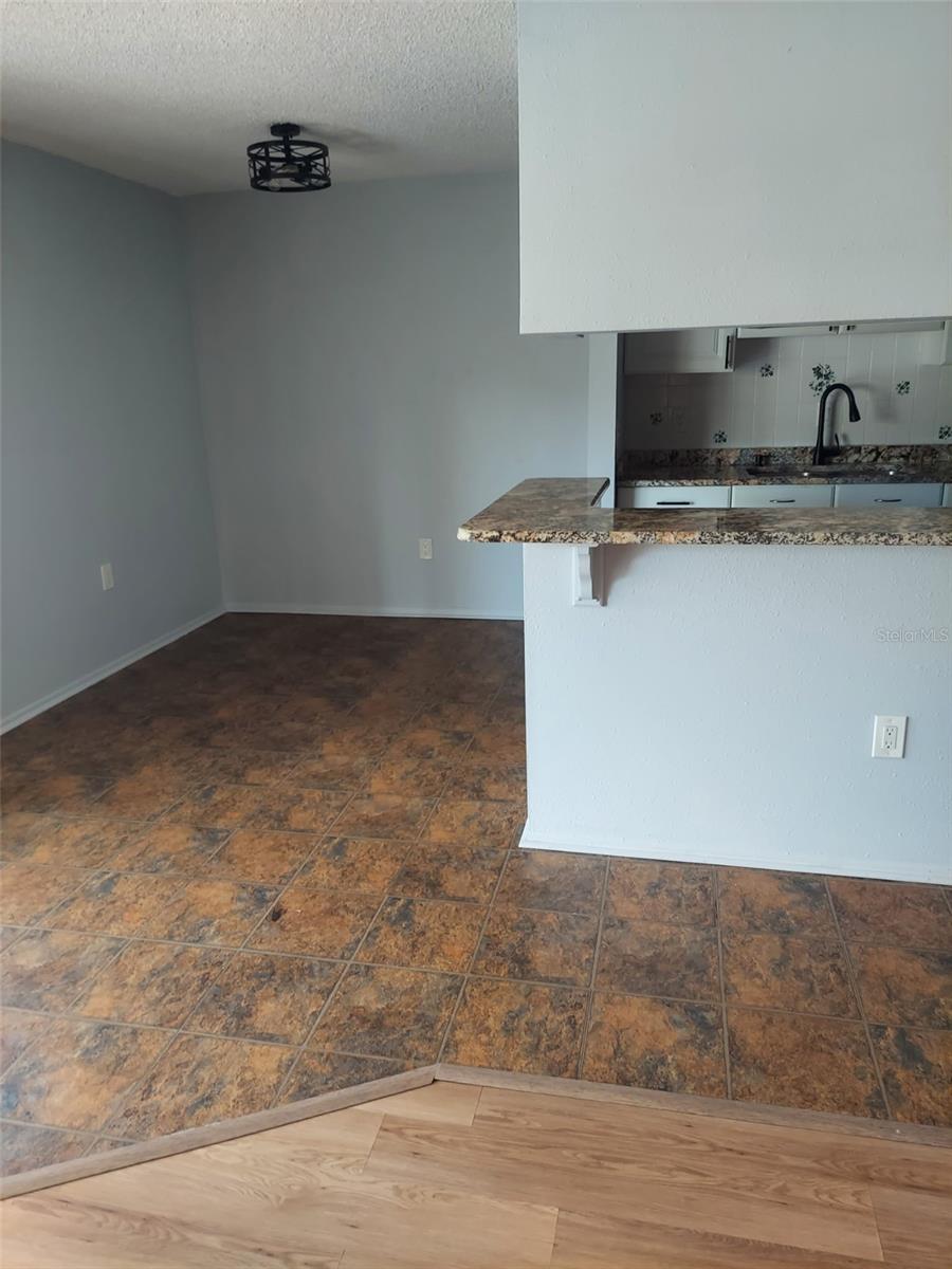 Image 5 of 10 For 744 116th Avenue N 1903
