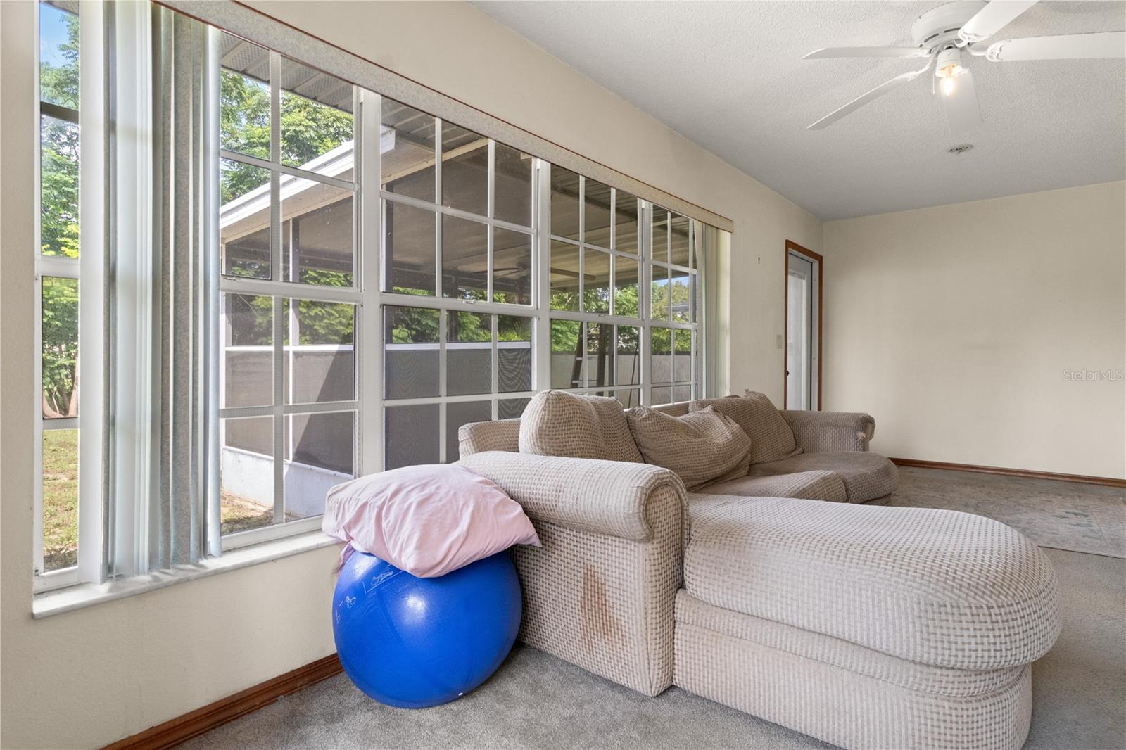 Image 18 of 22 For 2079 Beckwith Avenue