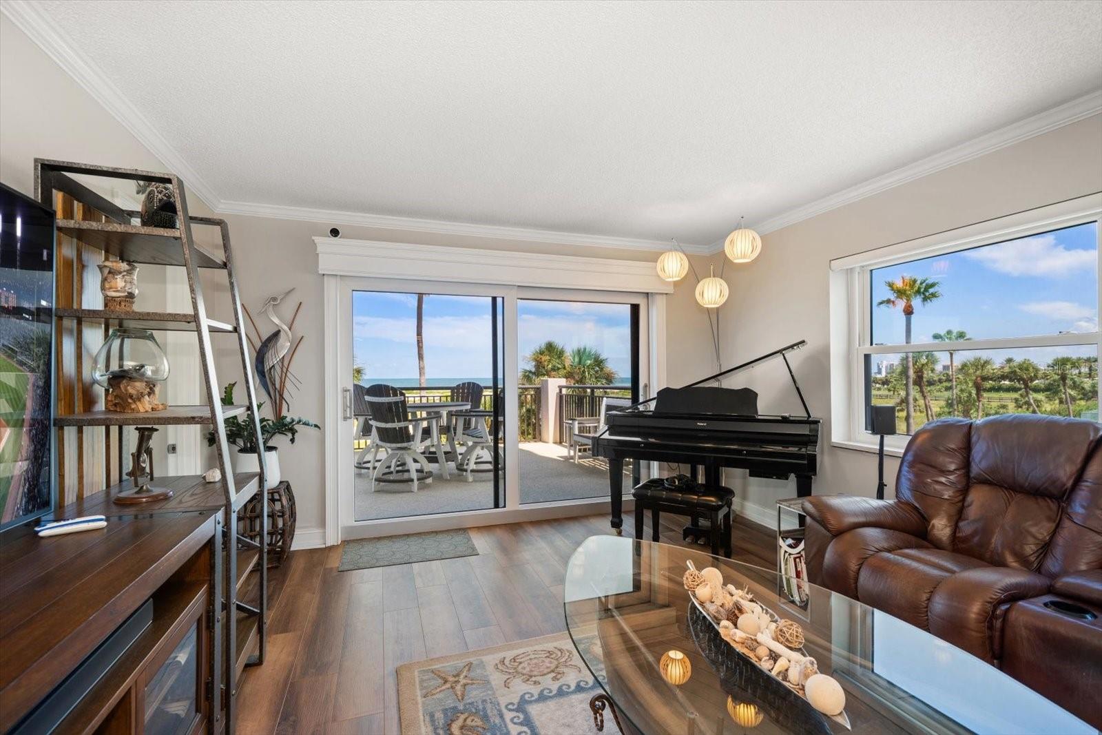 Image 11 of 63 For 1270 Gulf Boulevard 308