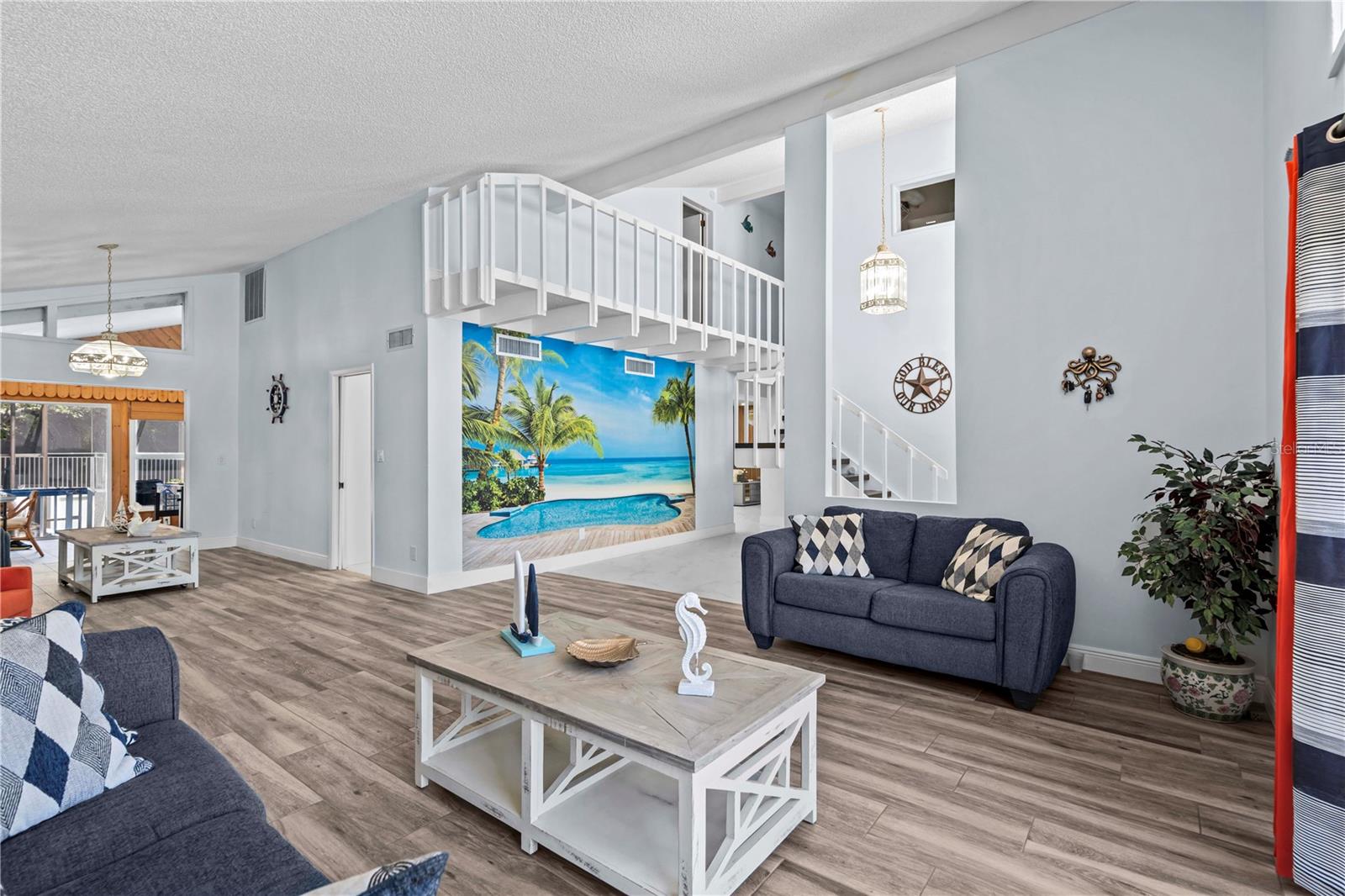 Image 28 of 72 For 107 Causeway Boulevard