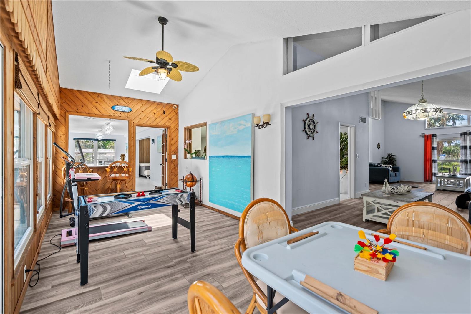 Image 32 of 72 For 107 Causeway Boulevard