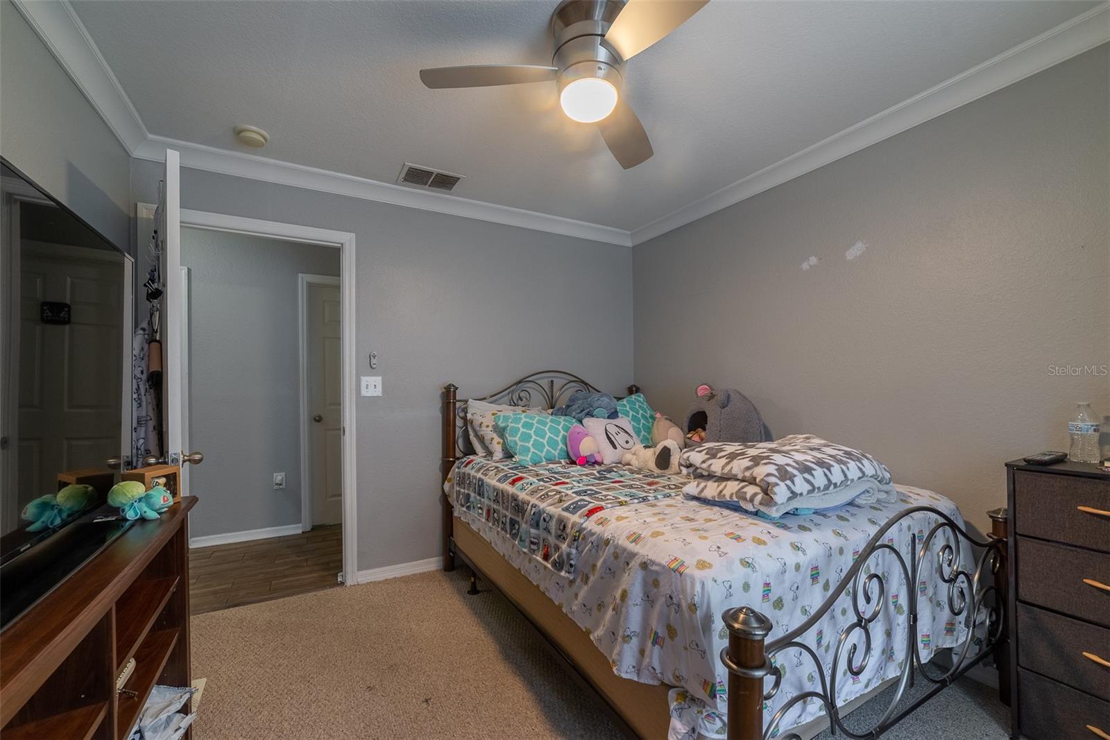 Image 16 of 30 For 9266 Lake Chase Island Way 9266