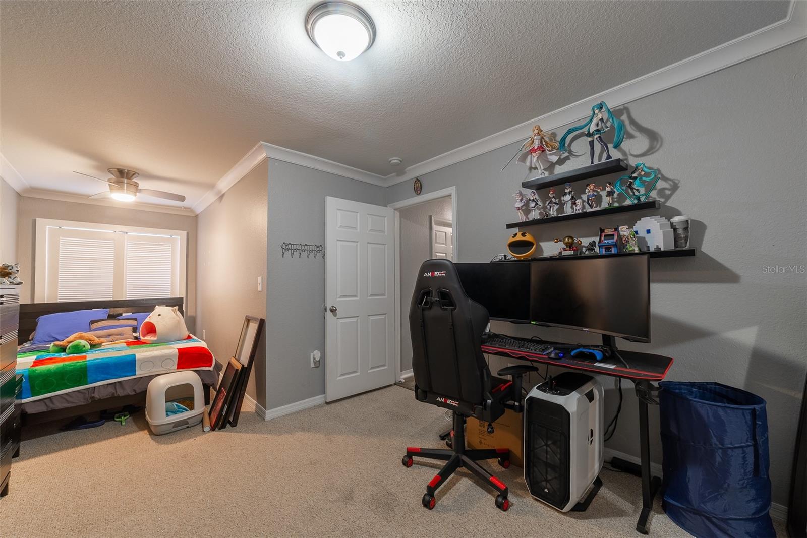 Image 18 of 30 For 9266 Lake Chase Island Way 9266