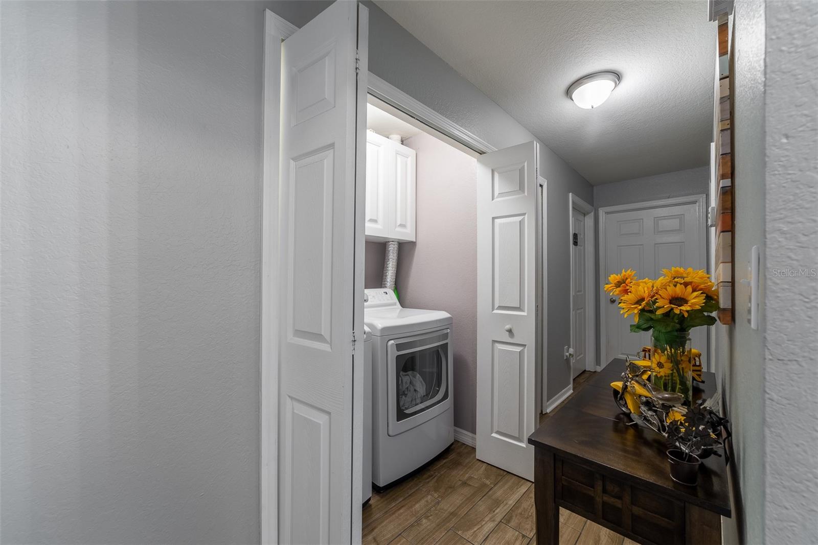 Image 24 of 30 For 9266 Lake Chase Island Way 9266