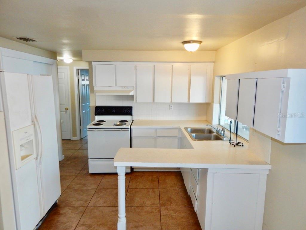 Image 2 of 17 For 3632 Devonshire Drive