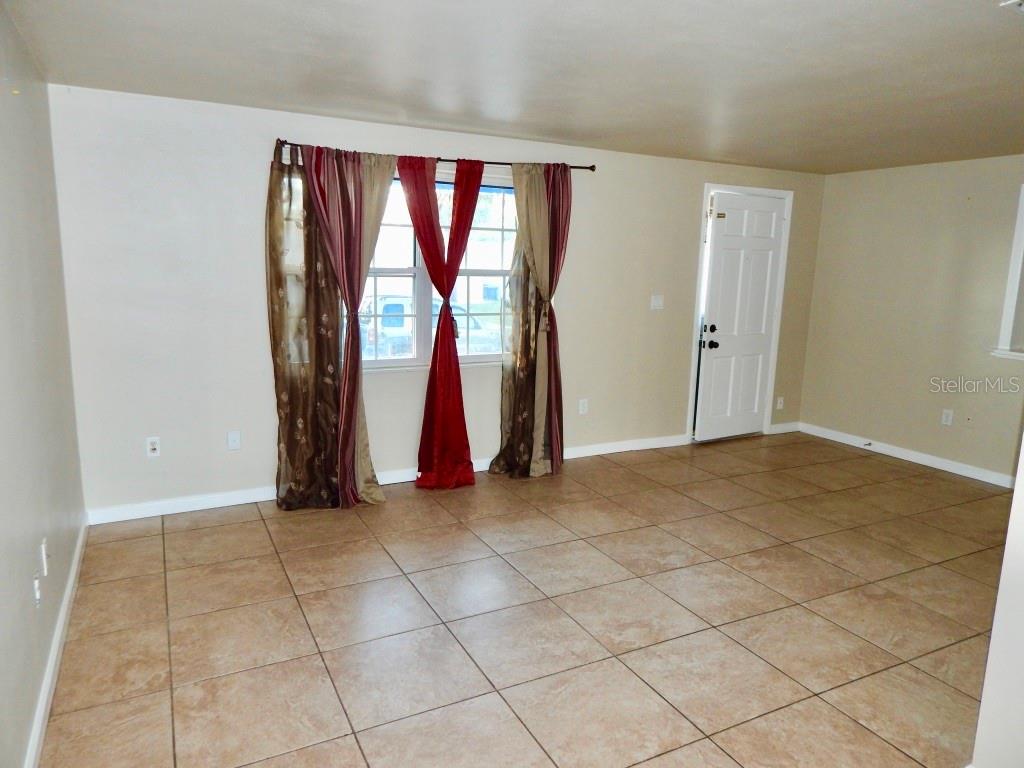 Image 7 of 17 For 3632 Devonshire Drive