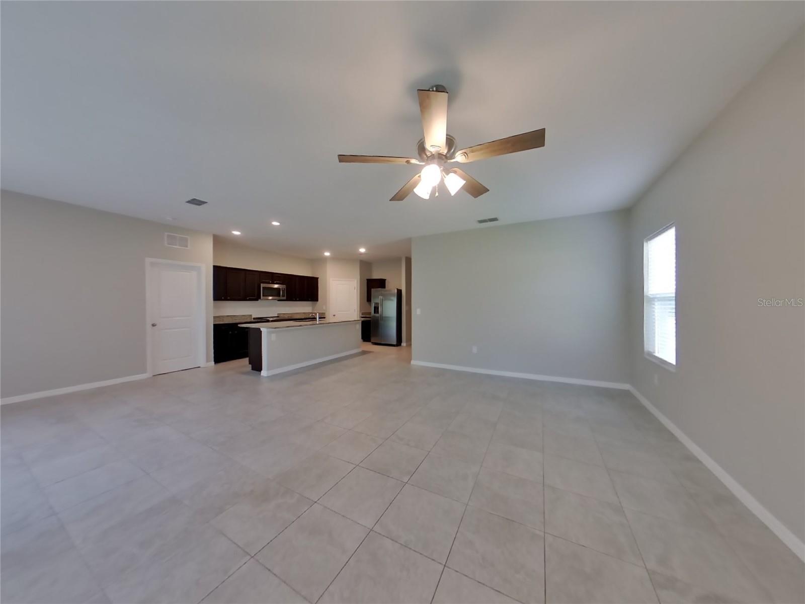 Image 4 of 18 For 2996 Neverland Drive