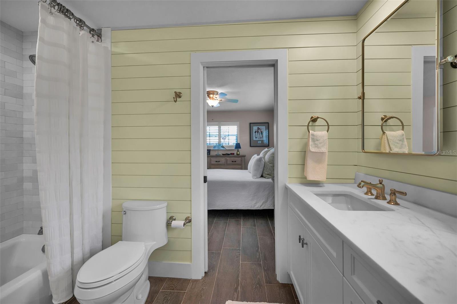 Image 33 of 65 For 2057 Kansas Avenue Ne