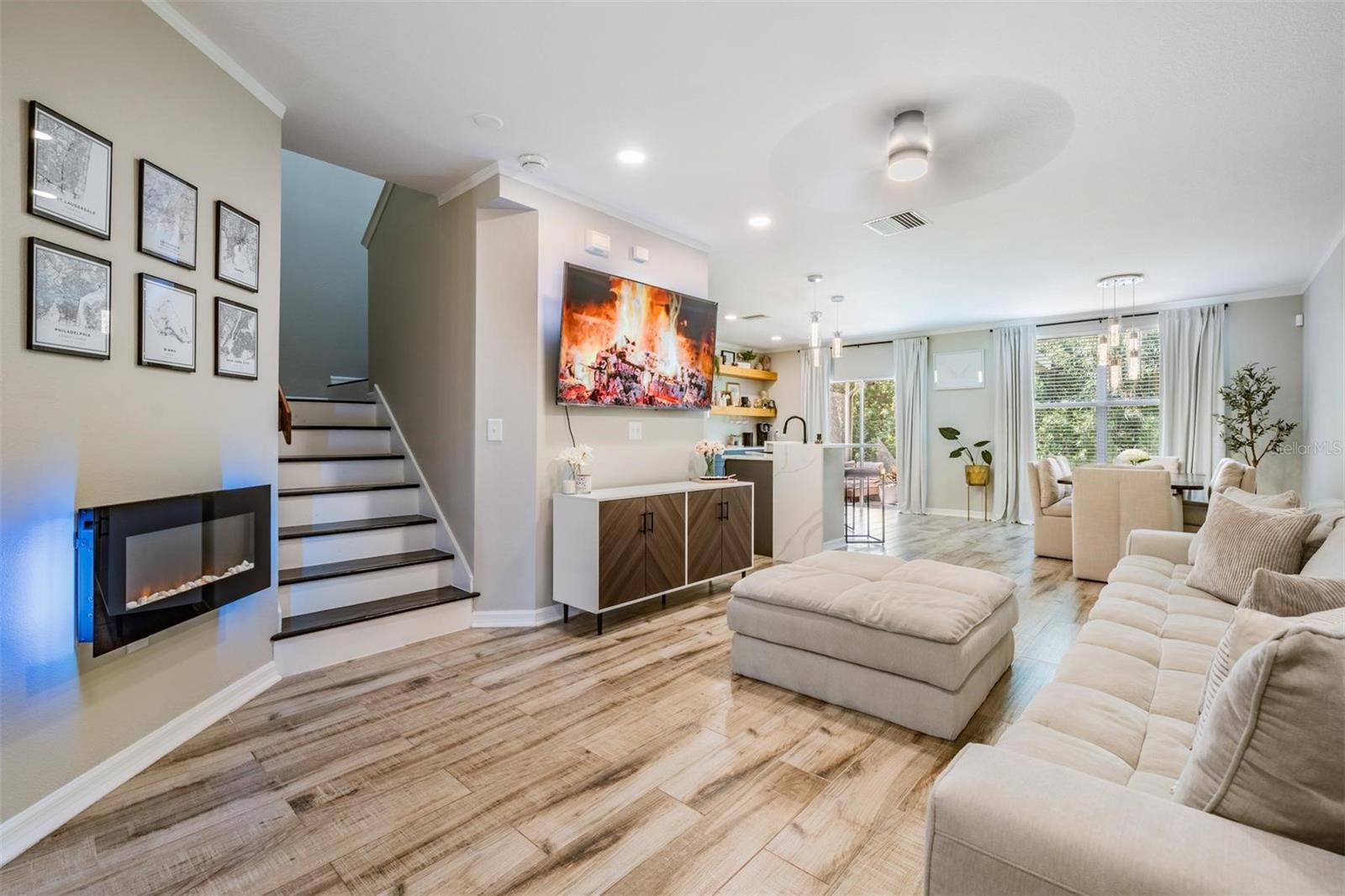 Image 15 of 46 For 9712 Forestdale Court