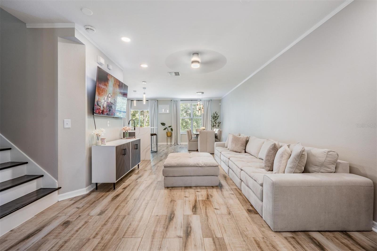 Image 16 of 46 For 9712 Forestdale Court