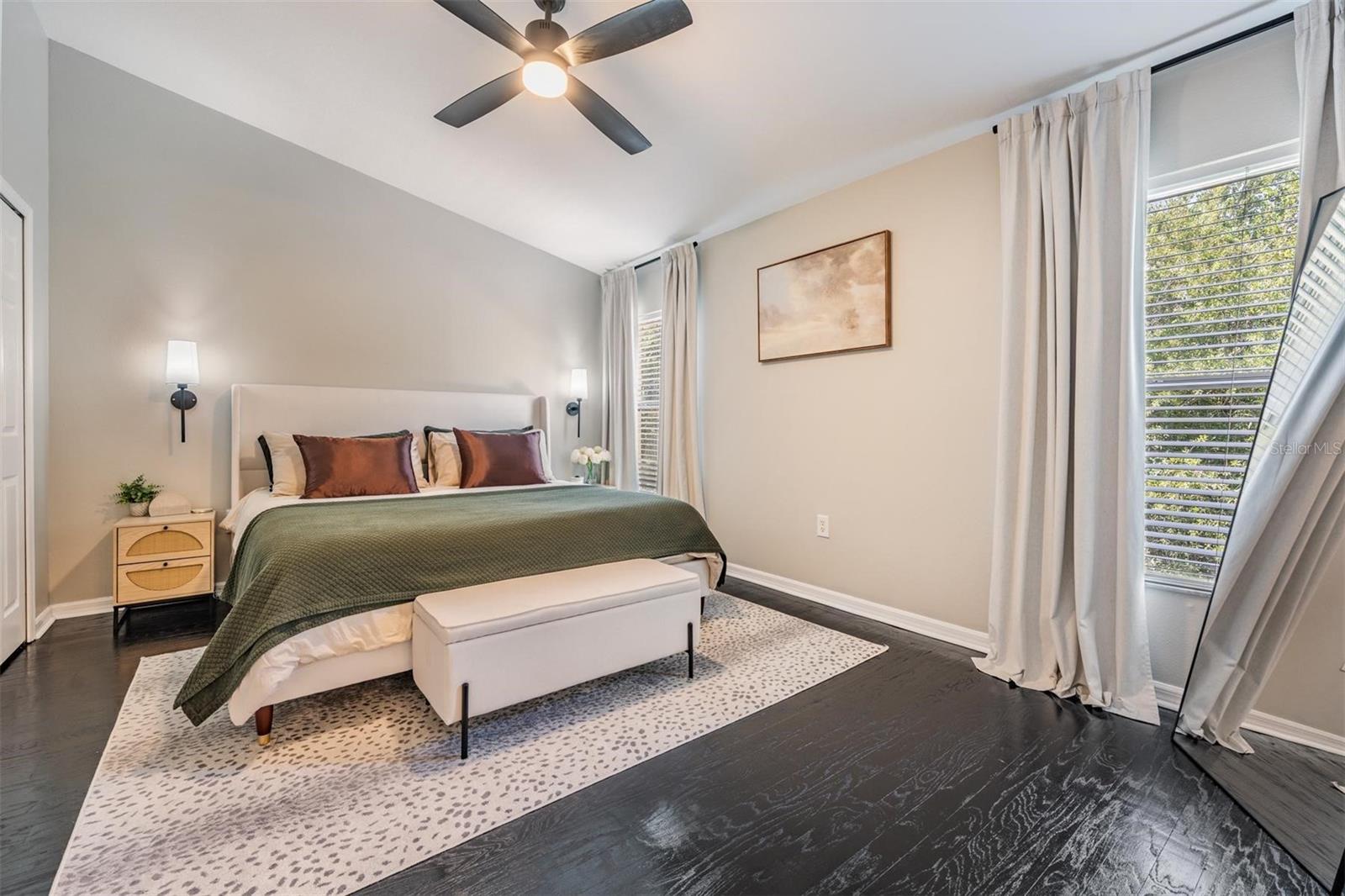 Image 23 of 46 For 9712 Forestdale Court