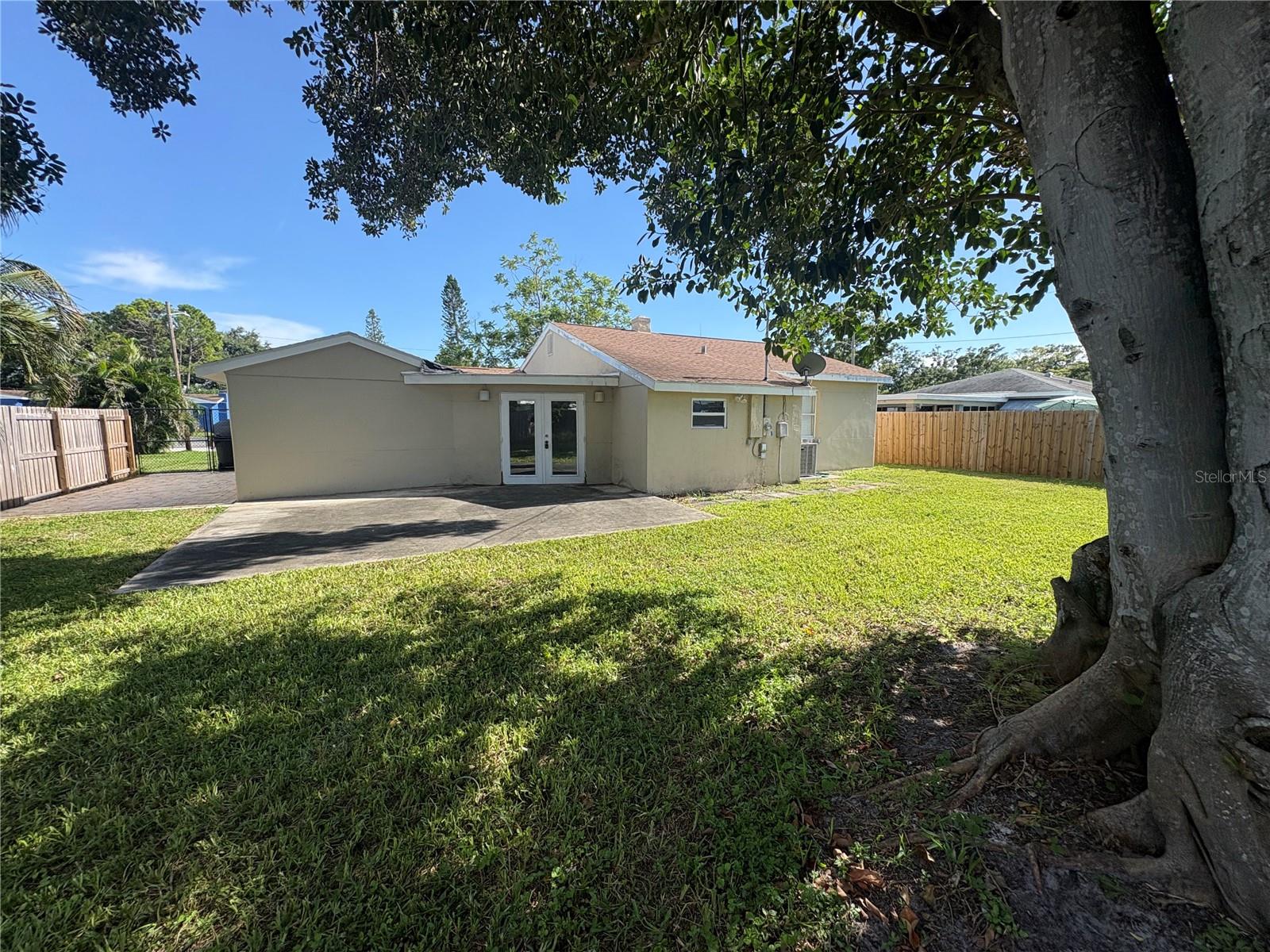 Image 10 of 21 For 5933 16th Avenue N