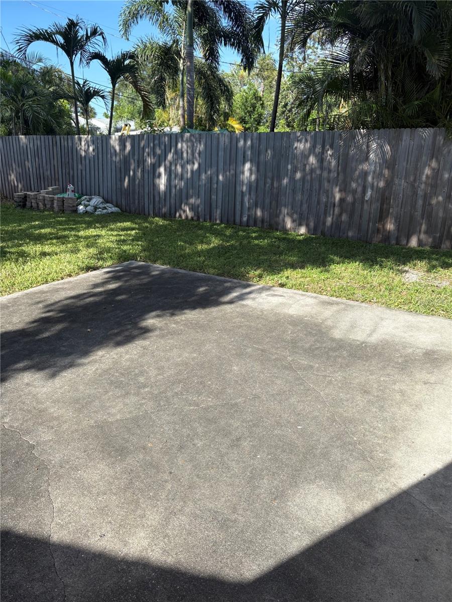 Image 15 of 21 For 5933 16th Avenue N