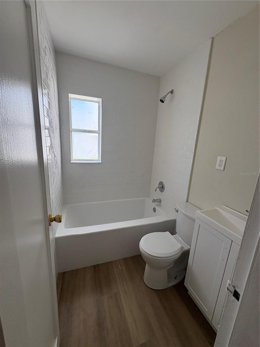 Image 16 of 21 For 5933 16th Avenue N
