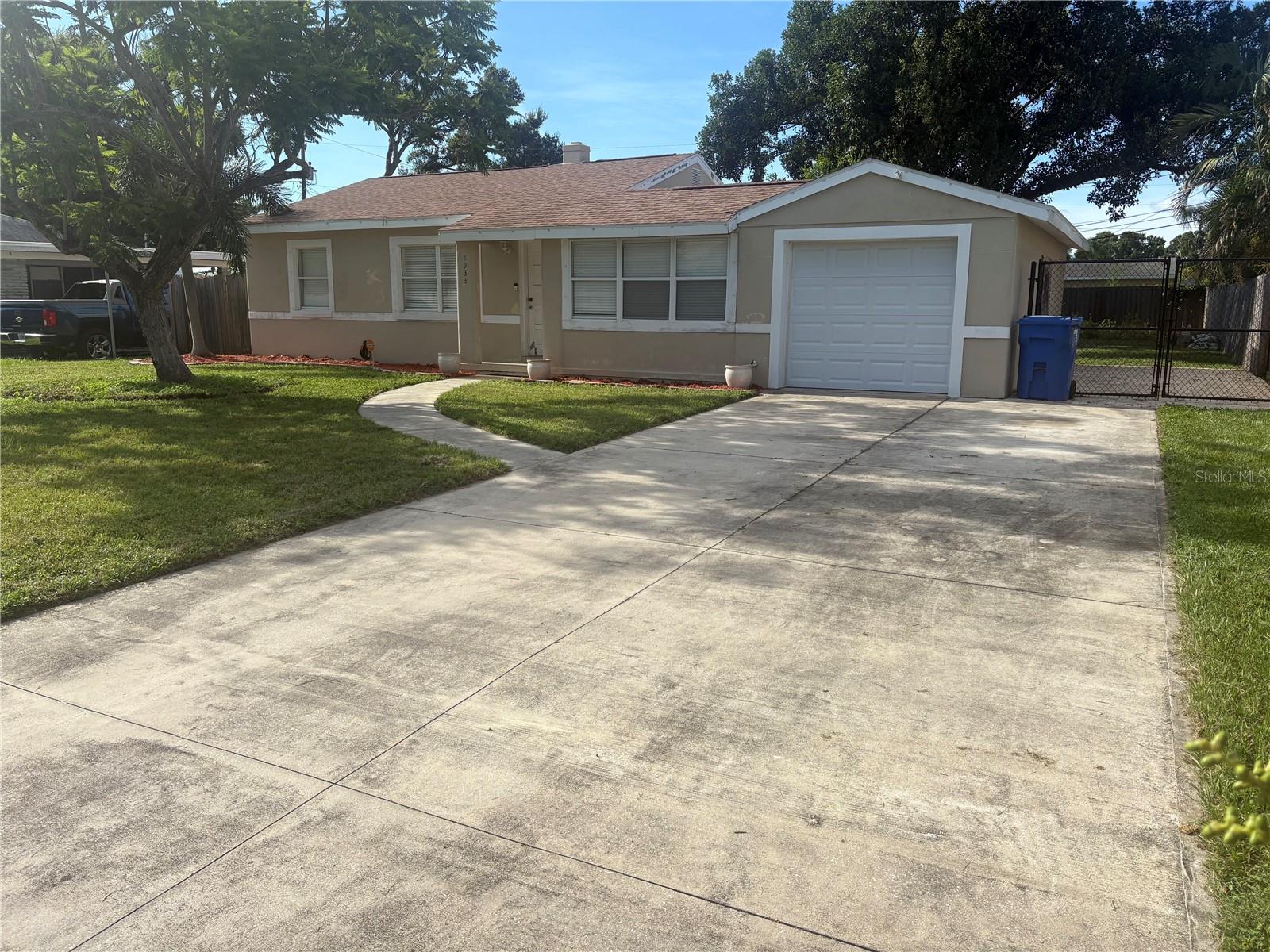 Image 3 of 21 For 5933 16th Avenue N