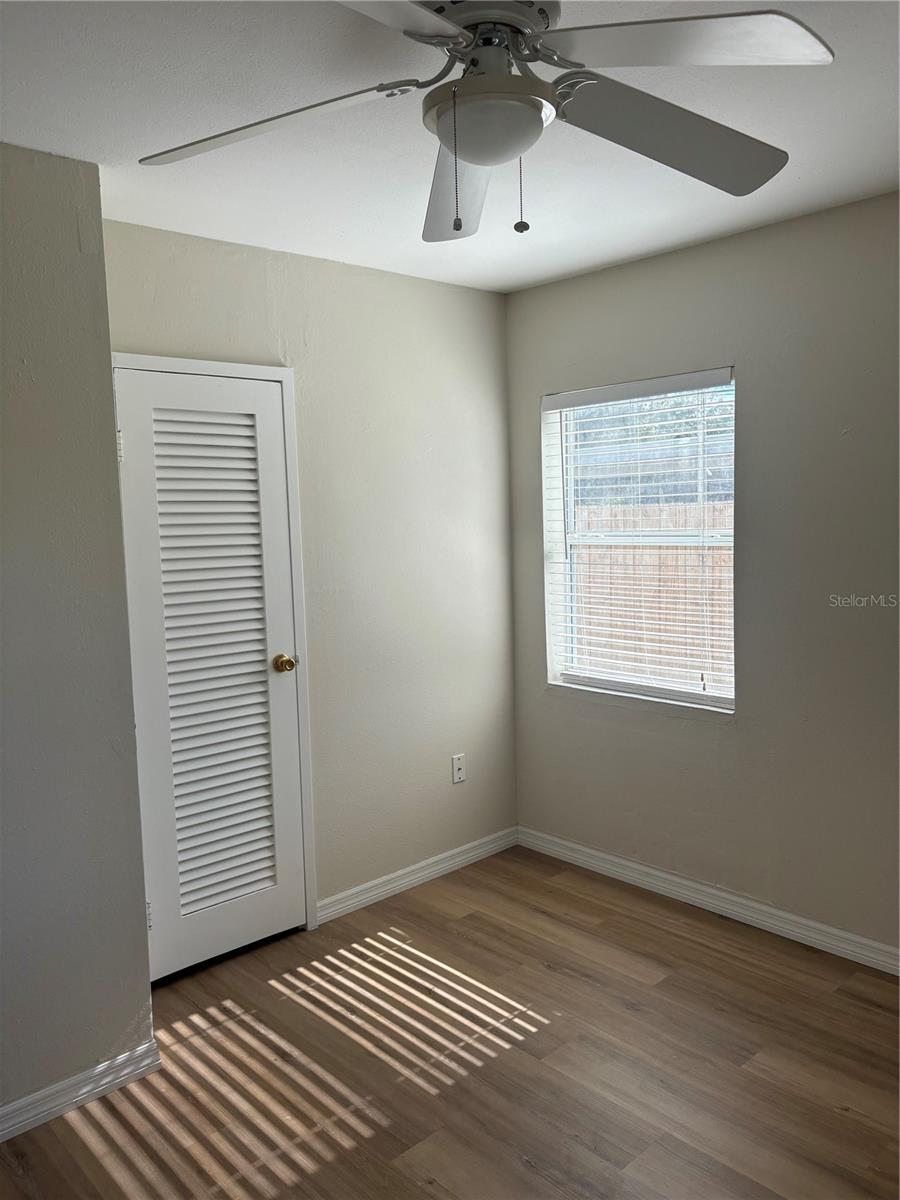 Image 5 of 21 For 5933 16th Avenue N