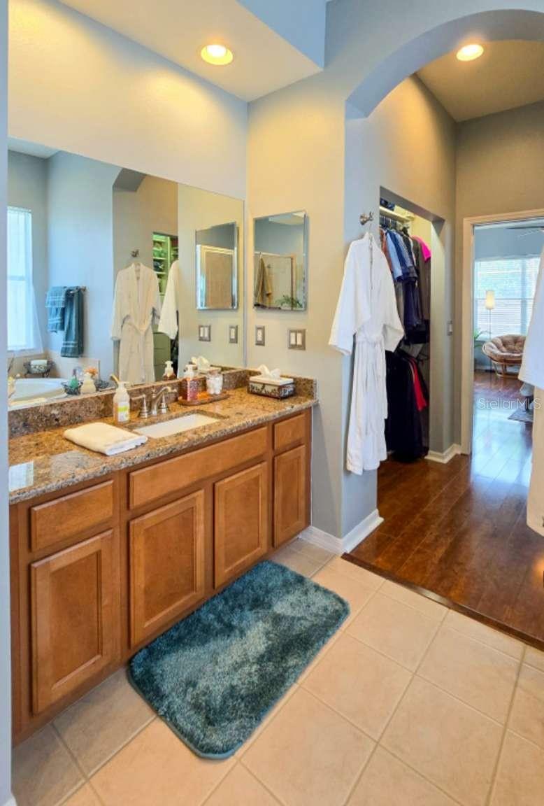 Image 30 of 54 For 6125 46th Lane E