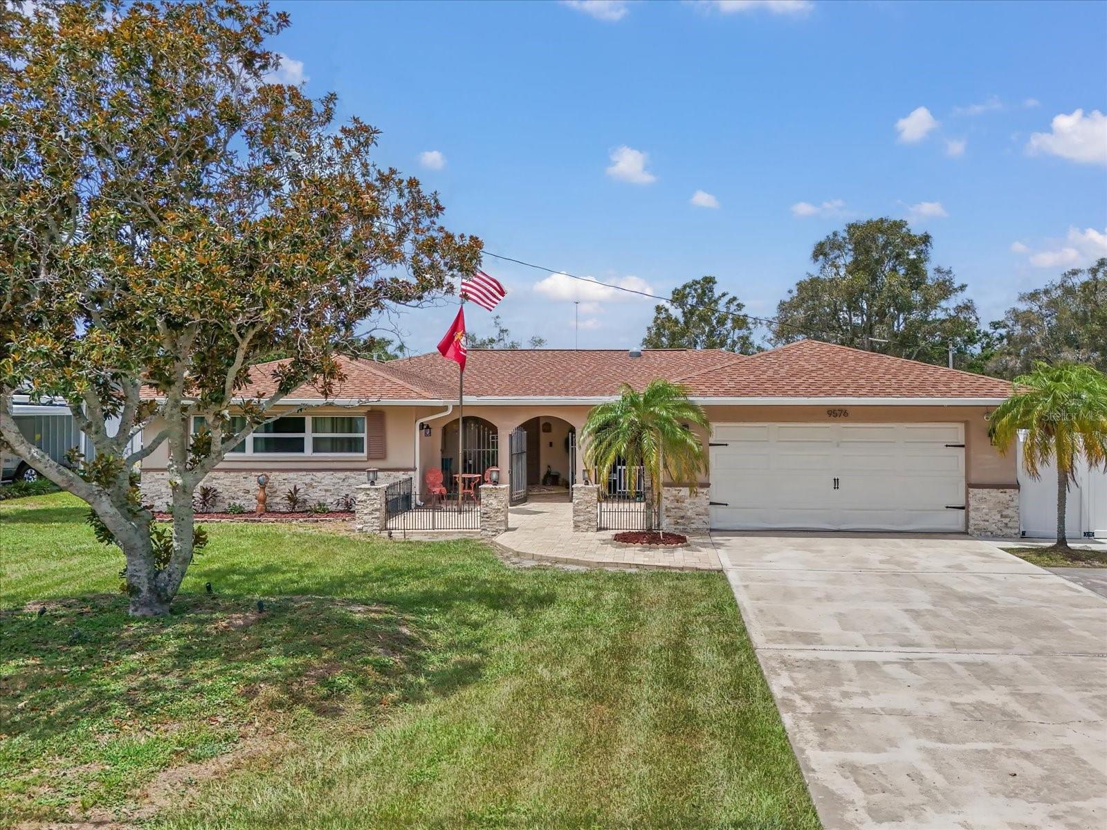 Details for 9576 Oakhurst Road, SEMINOLE, FL 33776