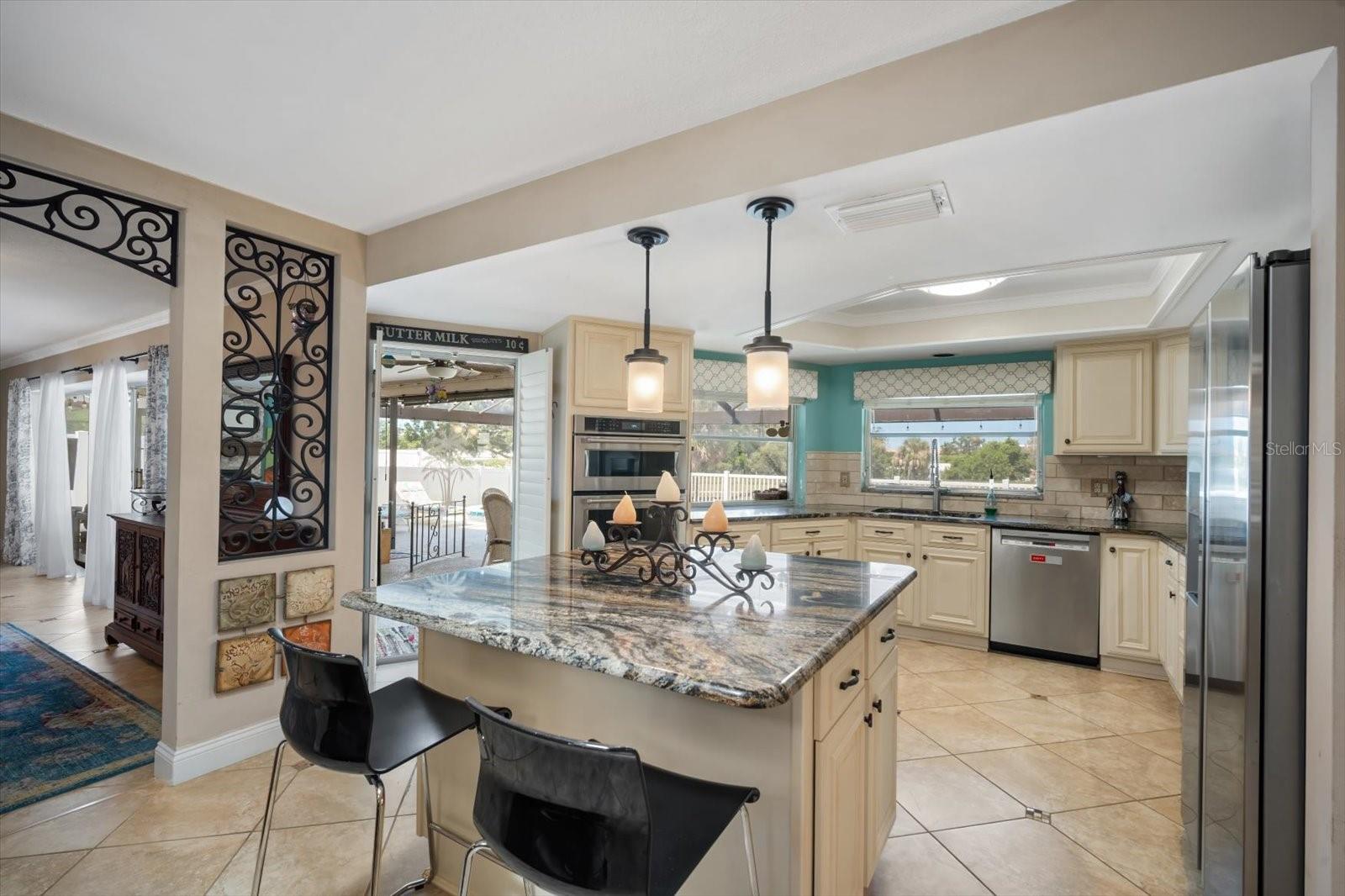 Image 20 of 62 For 9576 Oakhurst Road