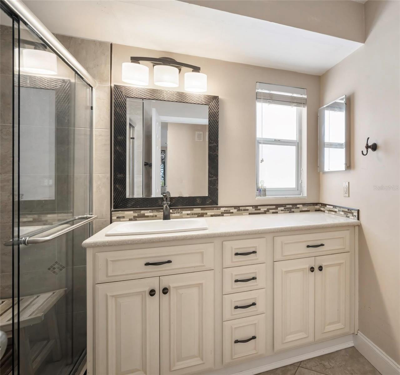 Image 30 of 62 For 9576 Oakhurst Road
