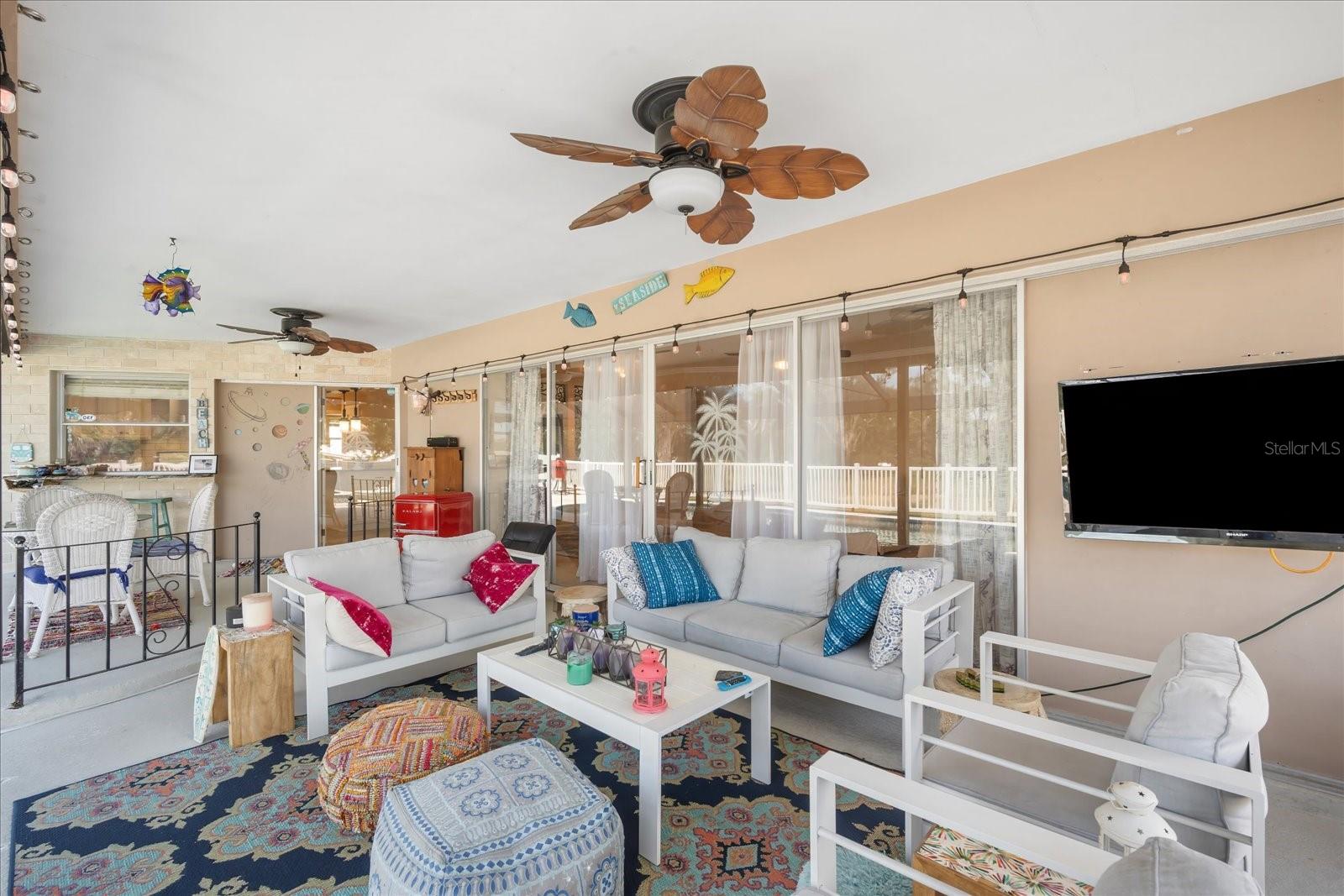 Image 45 of 62 For 9576 Oakhurst Road