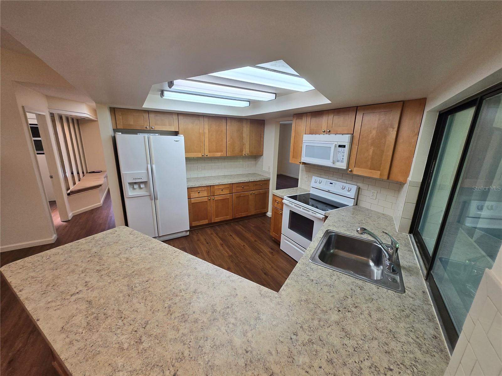 Image 14 of 29 For 1655 Allens Ridge Drive N