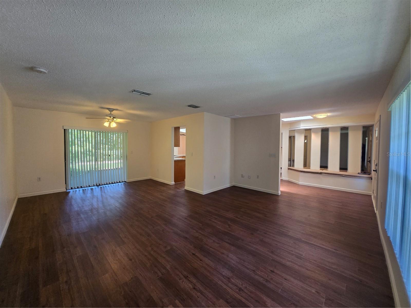 Image 18 of 29 For 1655 Allens Ridge Drive N