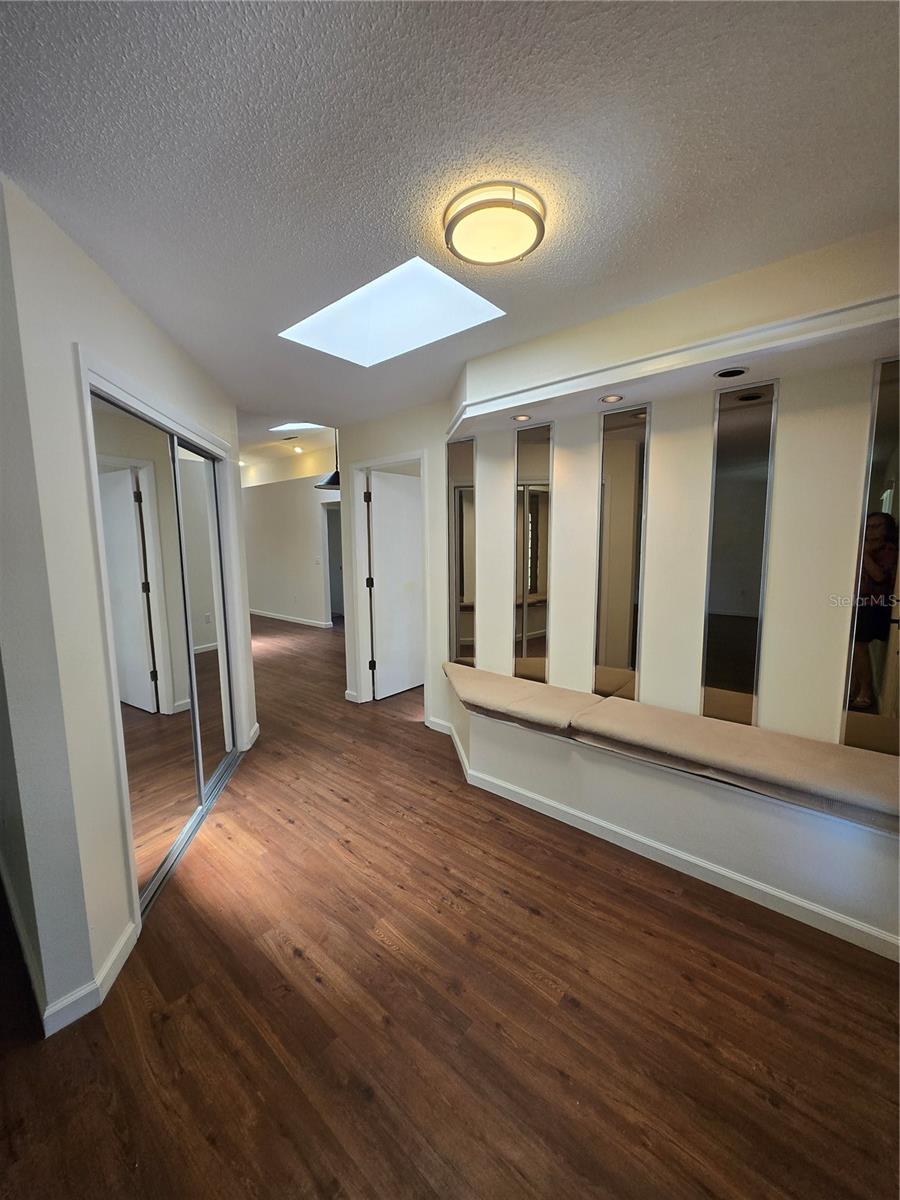 Image 3 of 29 For 1655 Allens Ridge Drive N