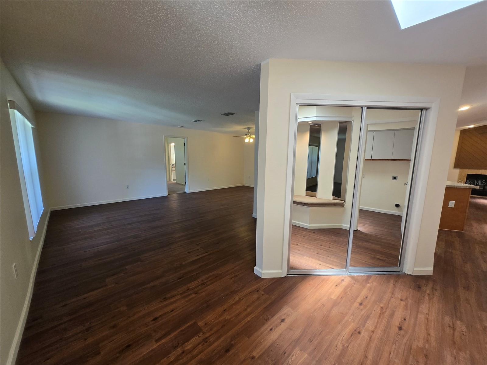 Image 6 of 29 For 1655 Allens Ridge Drive N