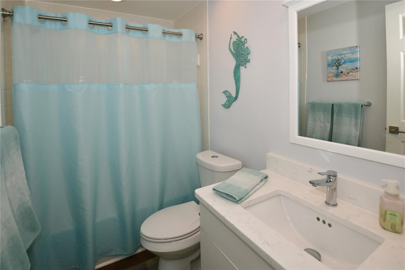 Image 15 of 43 For 6425 Shoreline Drive 10102