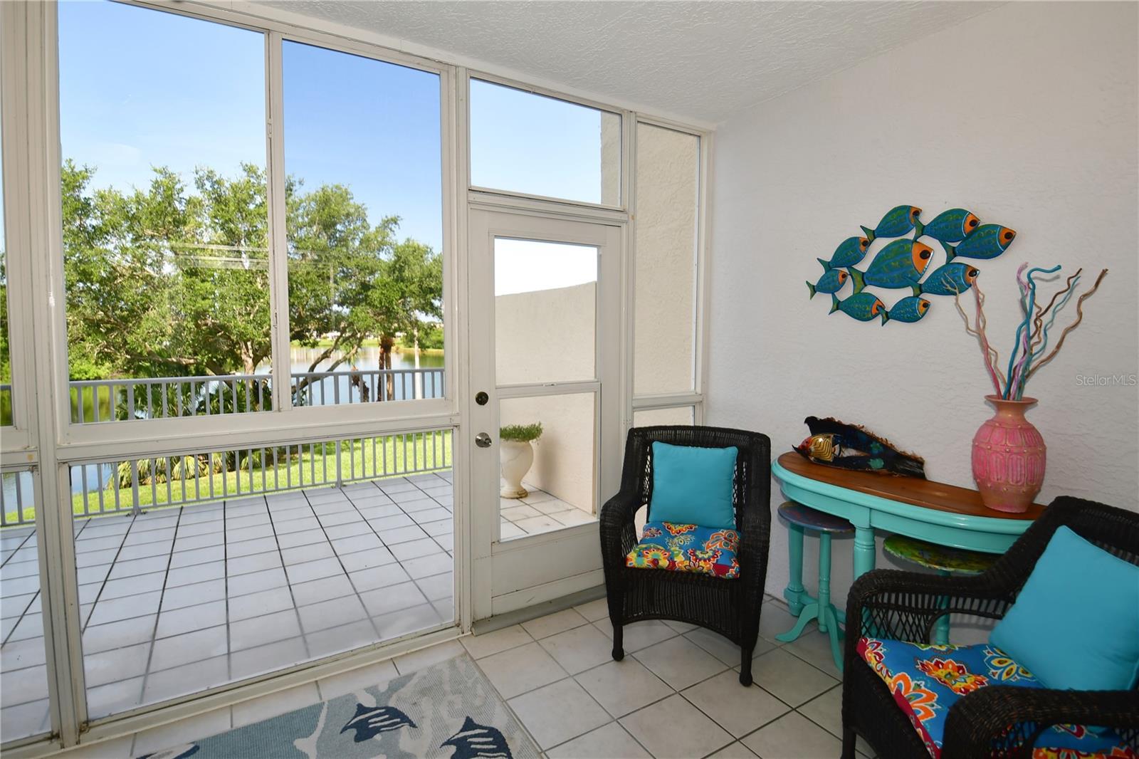 Image 16 of 43 For 6425 Shoreline Drive 10102