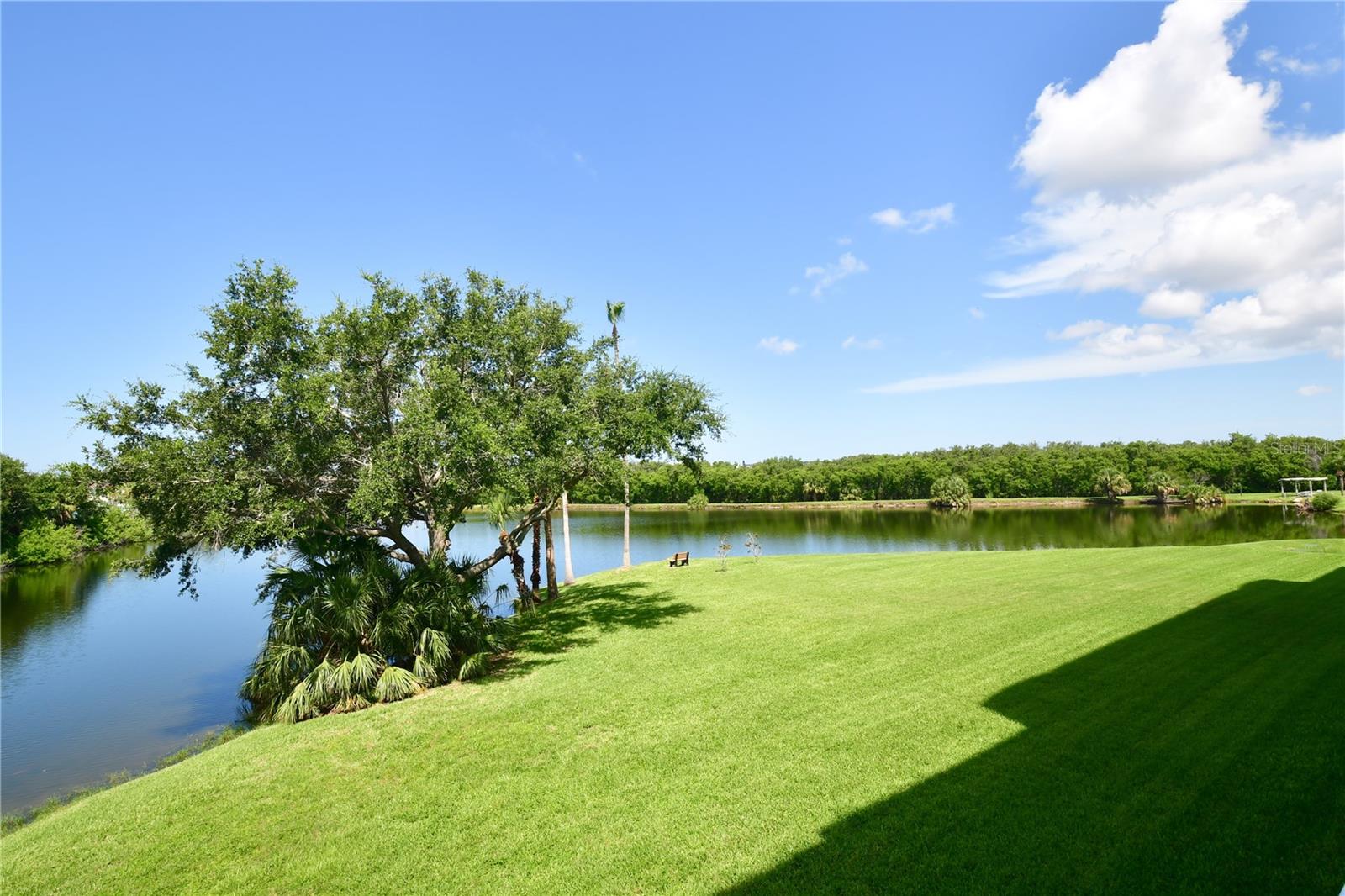 Image 30 of 43 For 6425 Shoreline Drive 10102