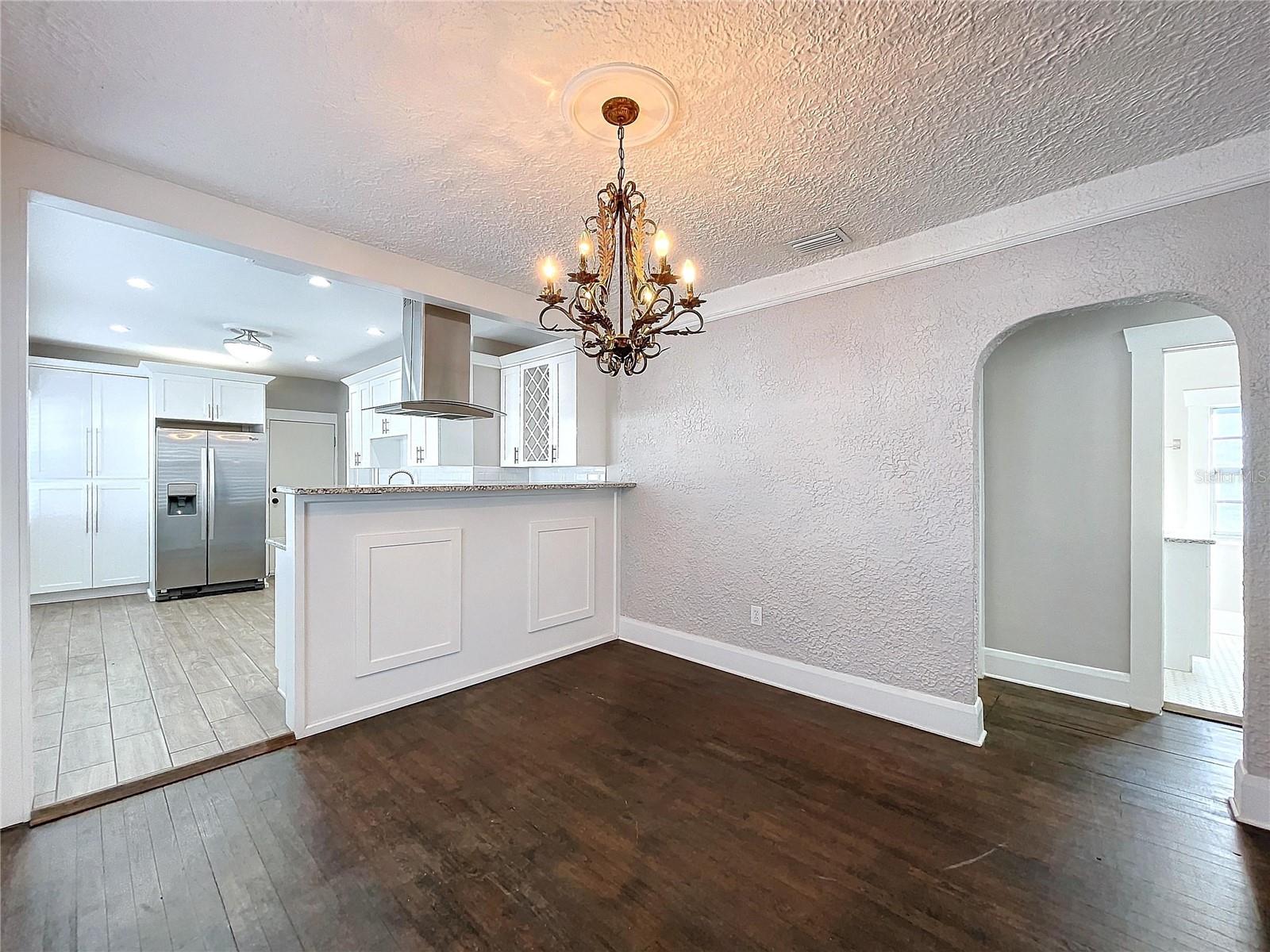 Image 11 of 50 For 213 Wilder Avenue