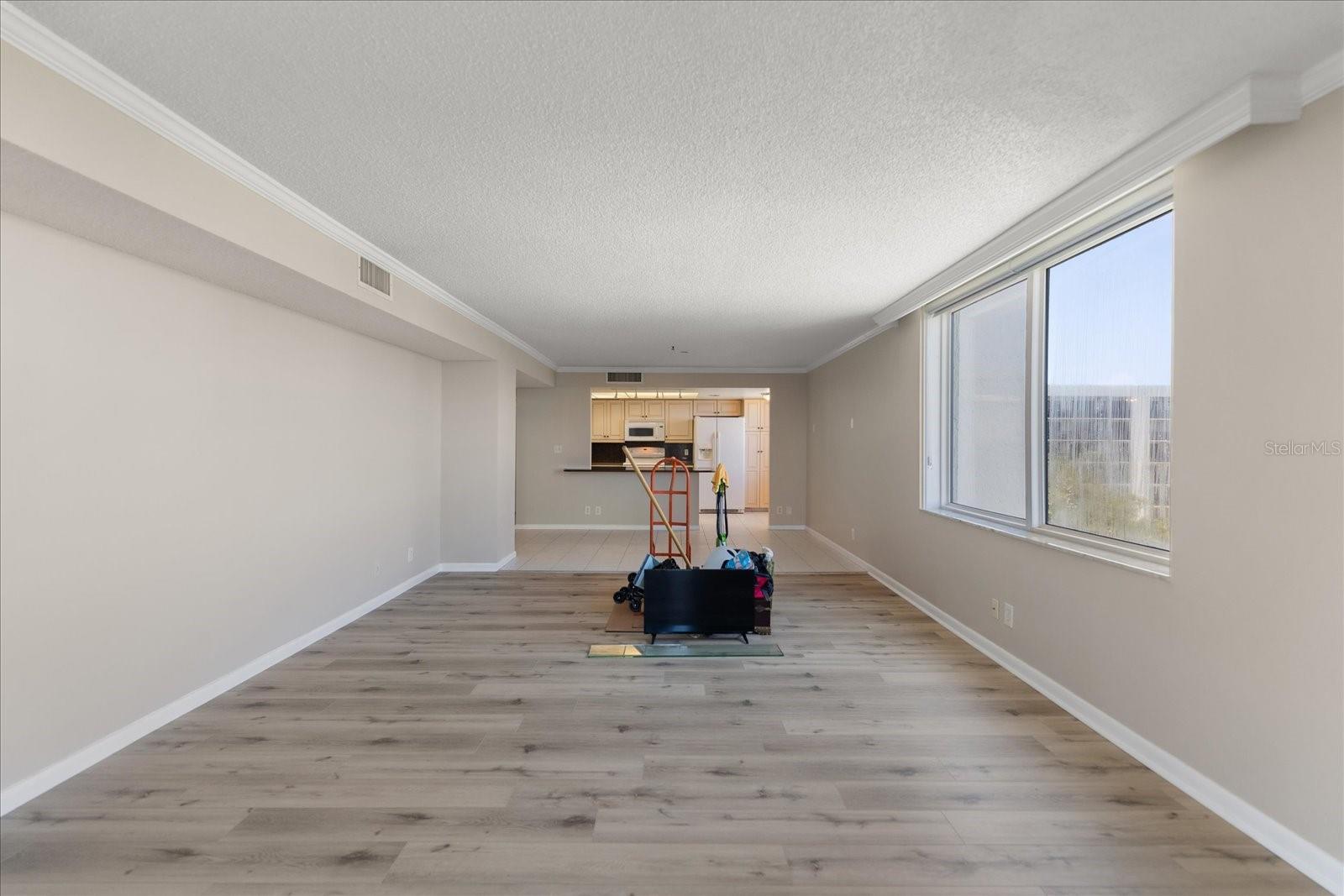 Image 12 of 40 For 220 Belleview Boulevard 709