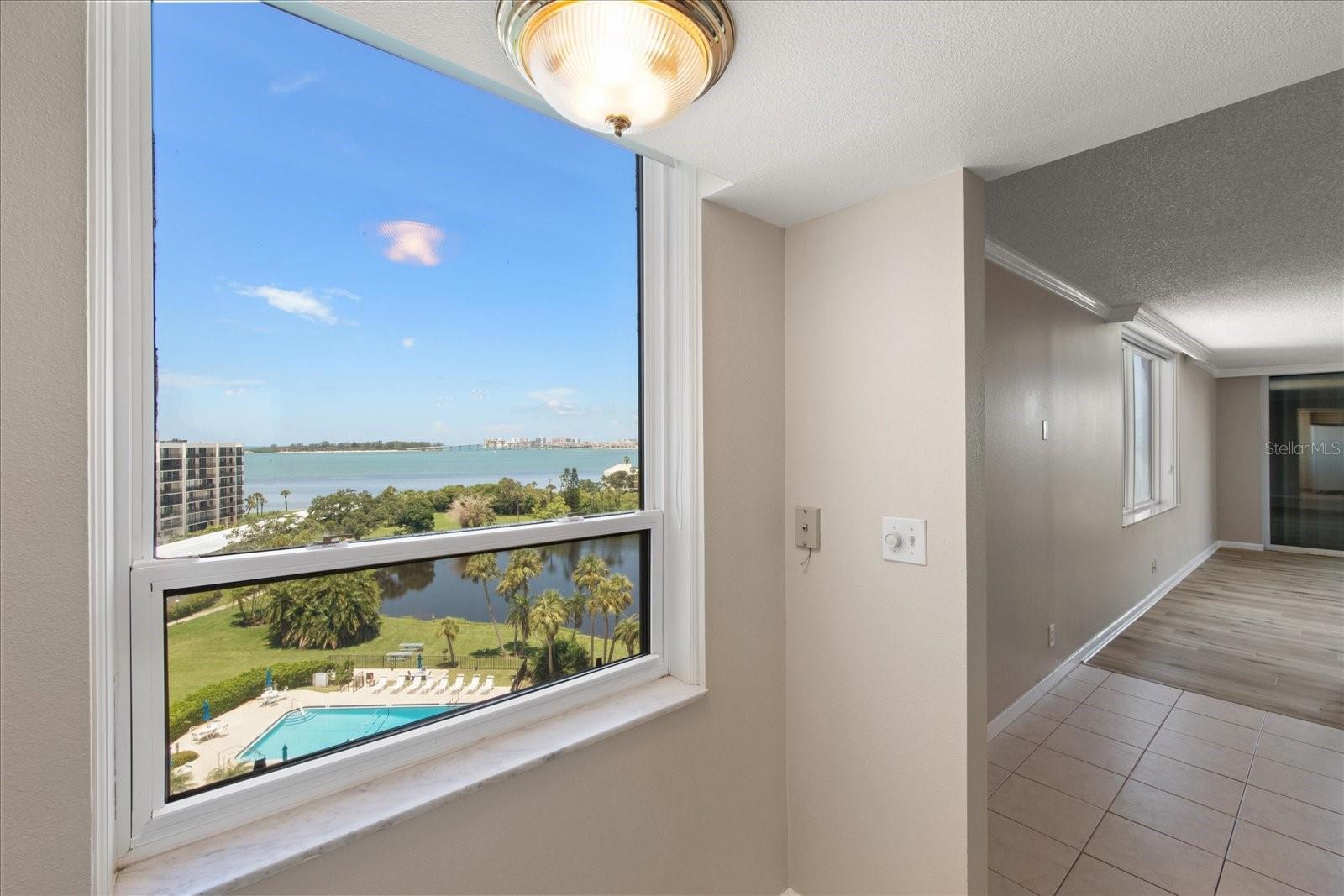 Image 2 of 40 For 220 Belleview Boulevard 709