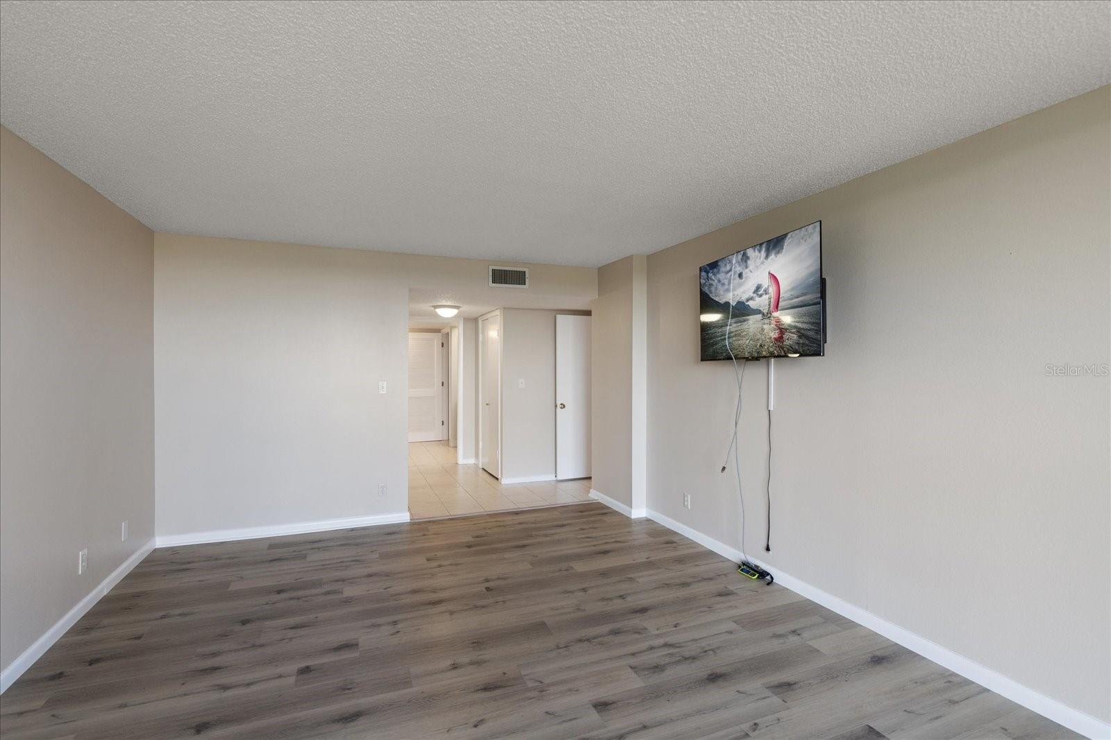 Image 21 of 40 For 220 Belleview Boulevard 709