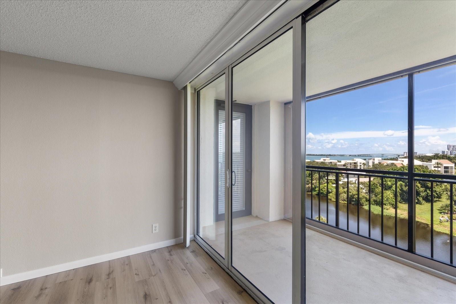 Image 23 of 40 For 220 Belleview Boulevard 709