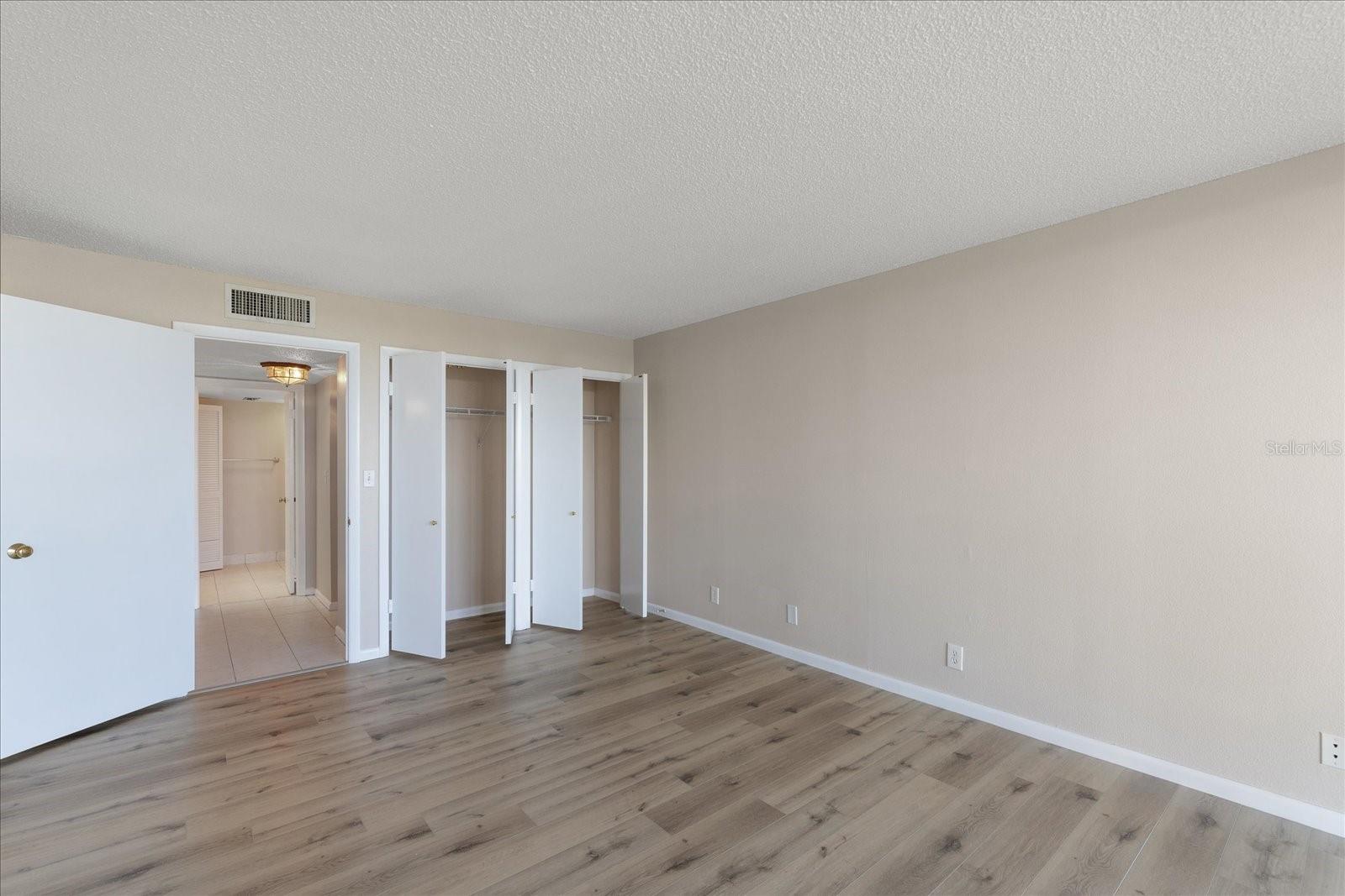 Image 25 of 40 For 220 Belleview Boulevard 709