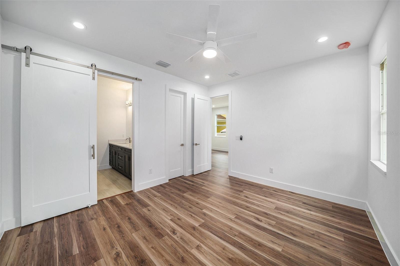 Image 16 of 31 For 1005 Crenshaw Street
