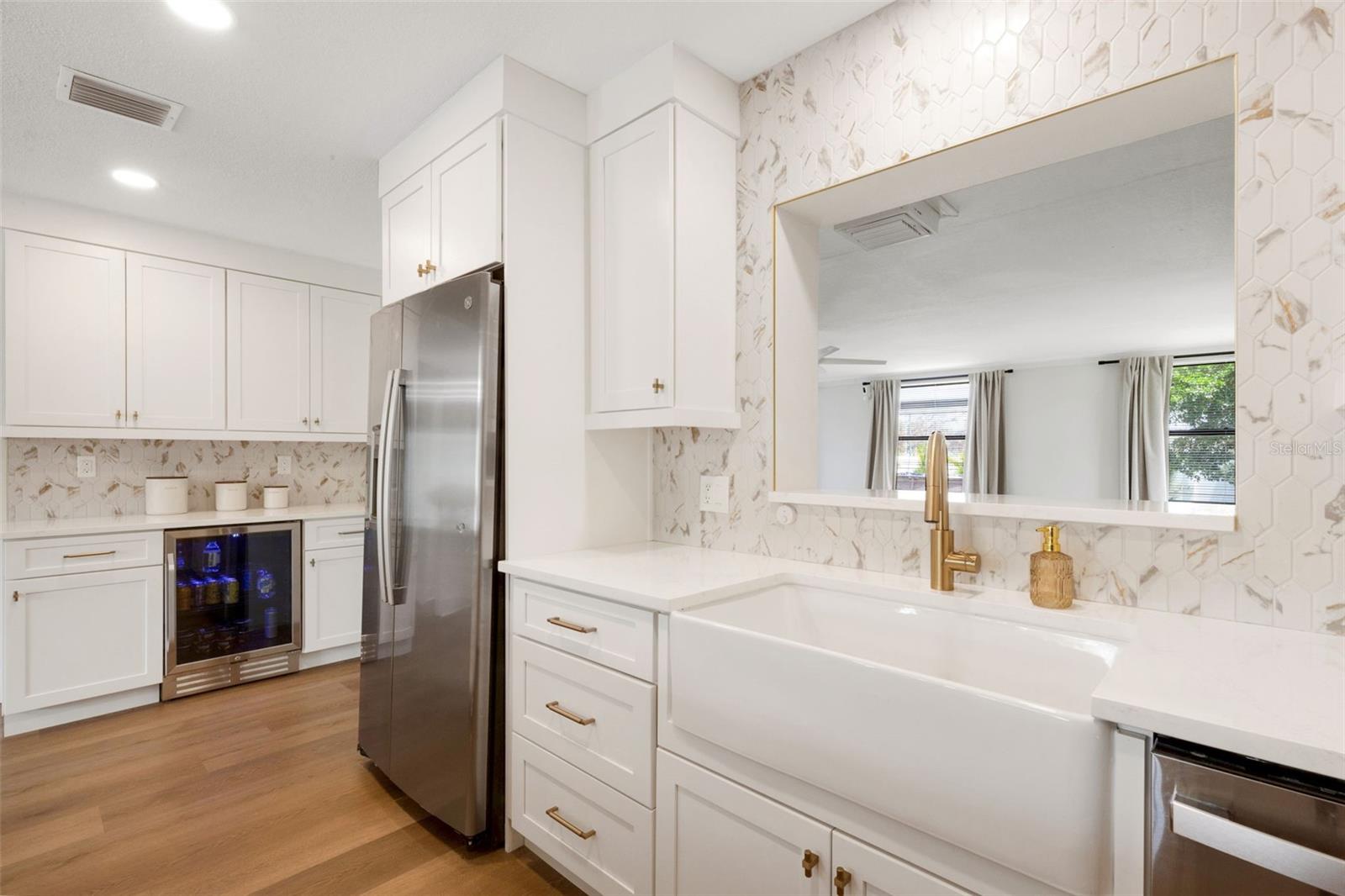 Image 12 of 45 For 381 Kingfish Drive Se
