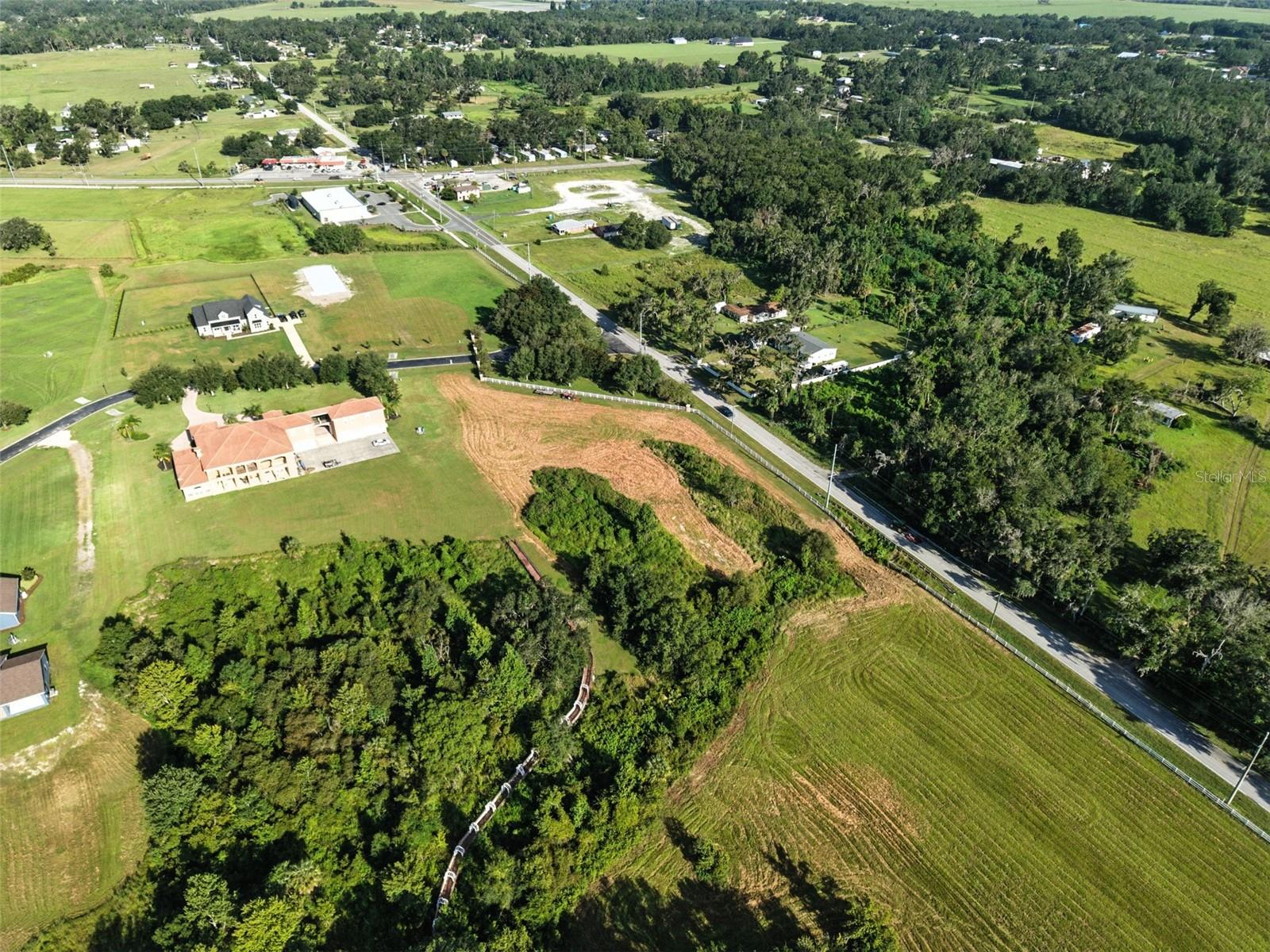 Listing photo id 12 for 8504 Alafia Hills Drive