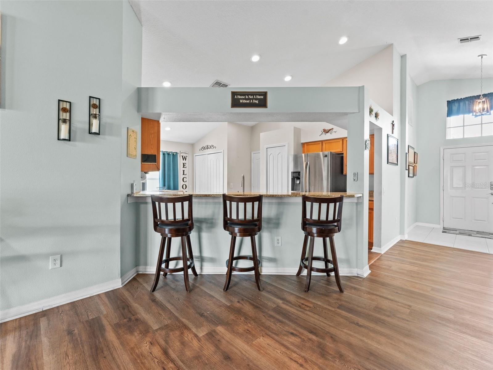Image 4 of 25 For 5293 Ayrshire Drive